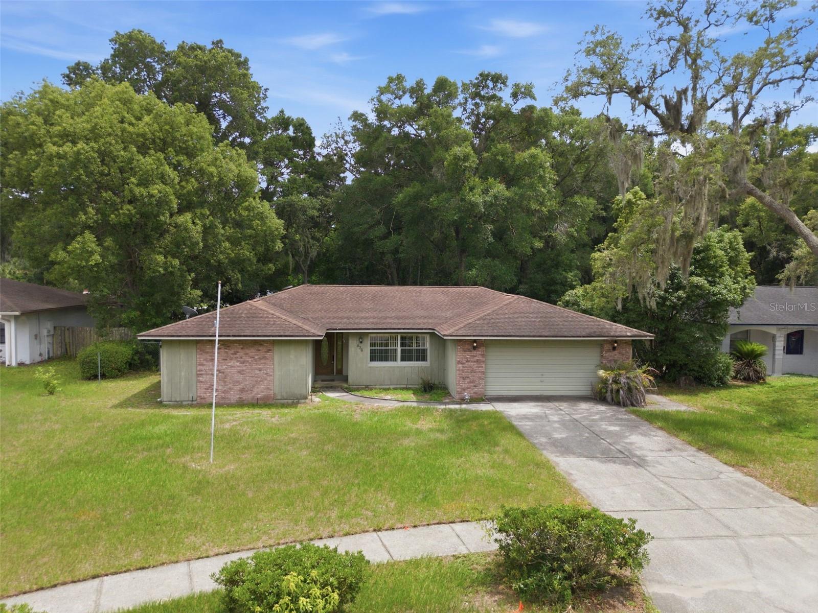 ROLLING OAKS - Residential