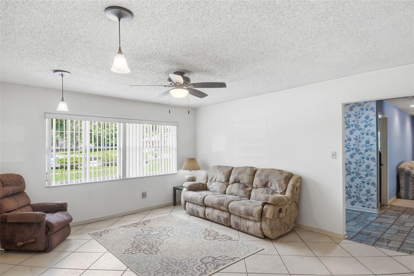 ROLLING OAKS - Residential