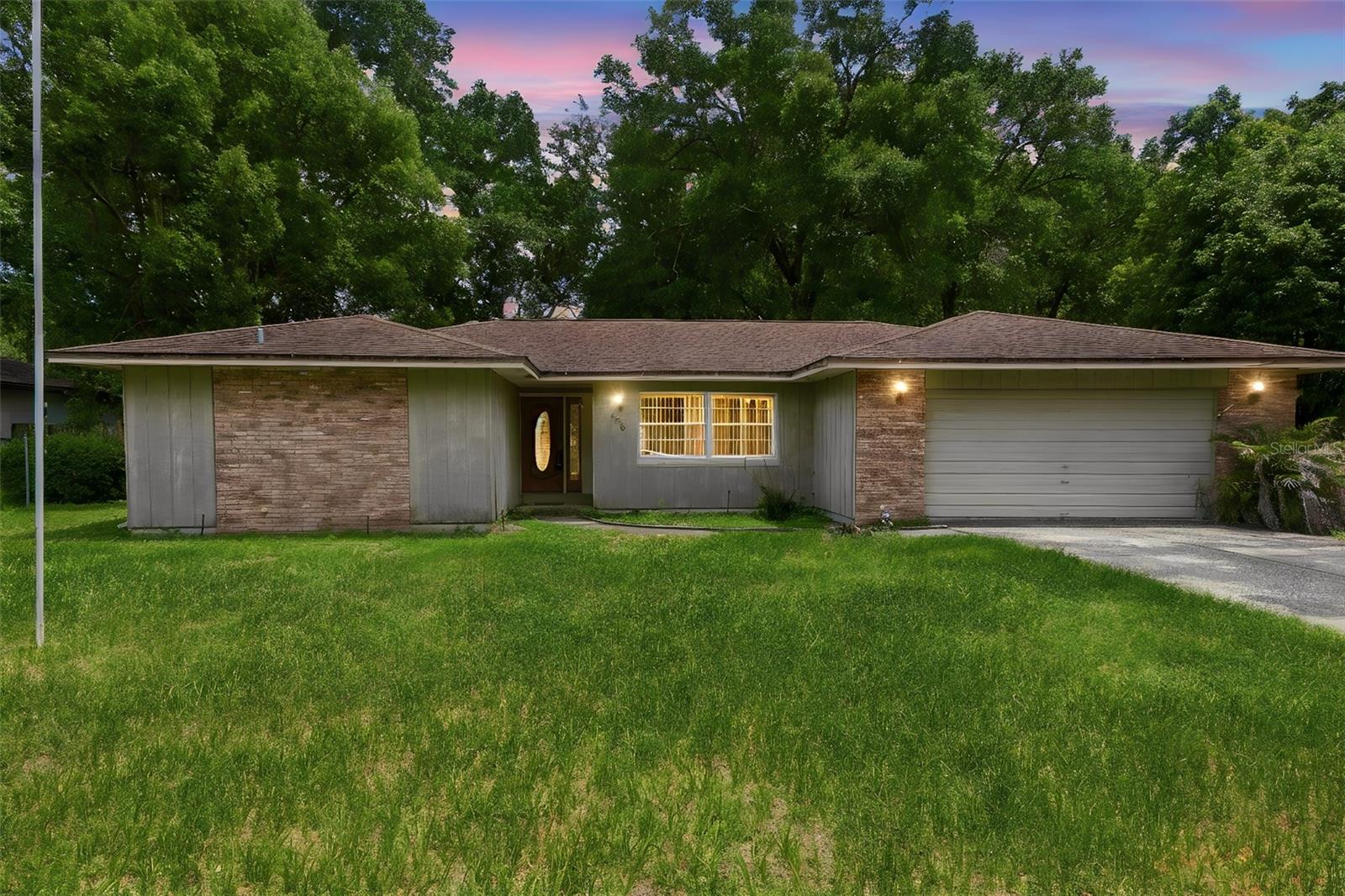ROLLING OAKS - Residential