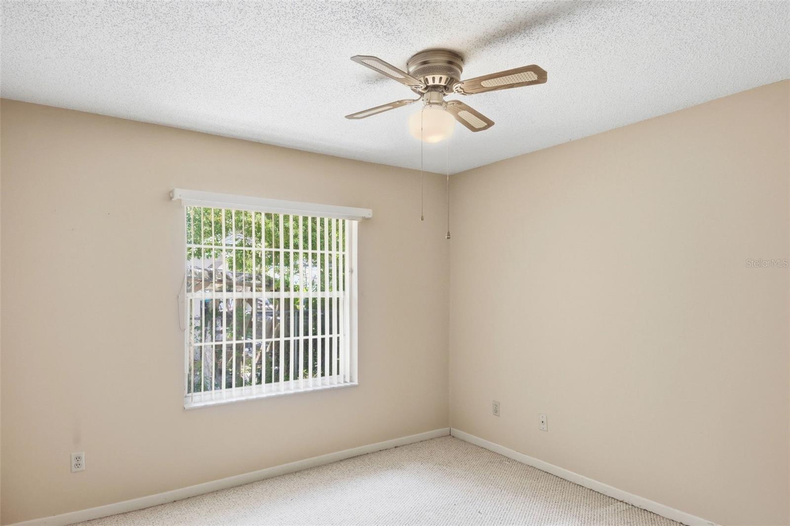 ROLLING OAKS - Residential