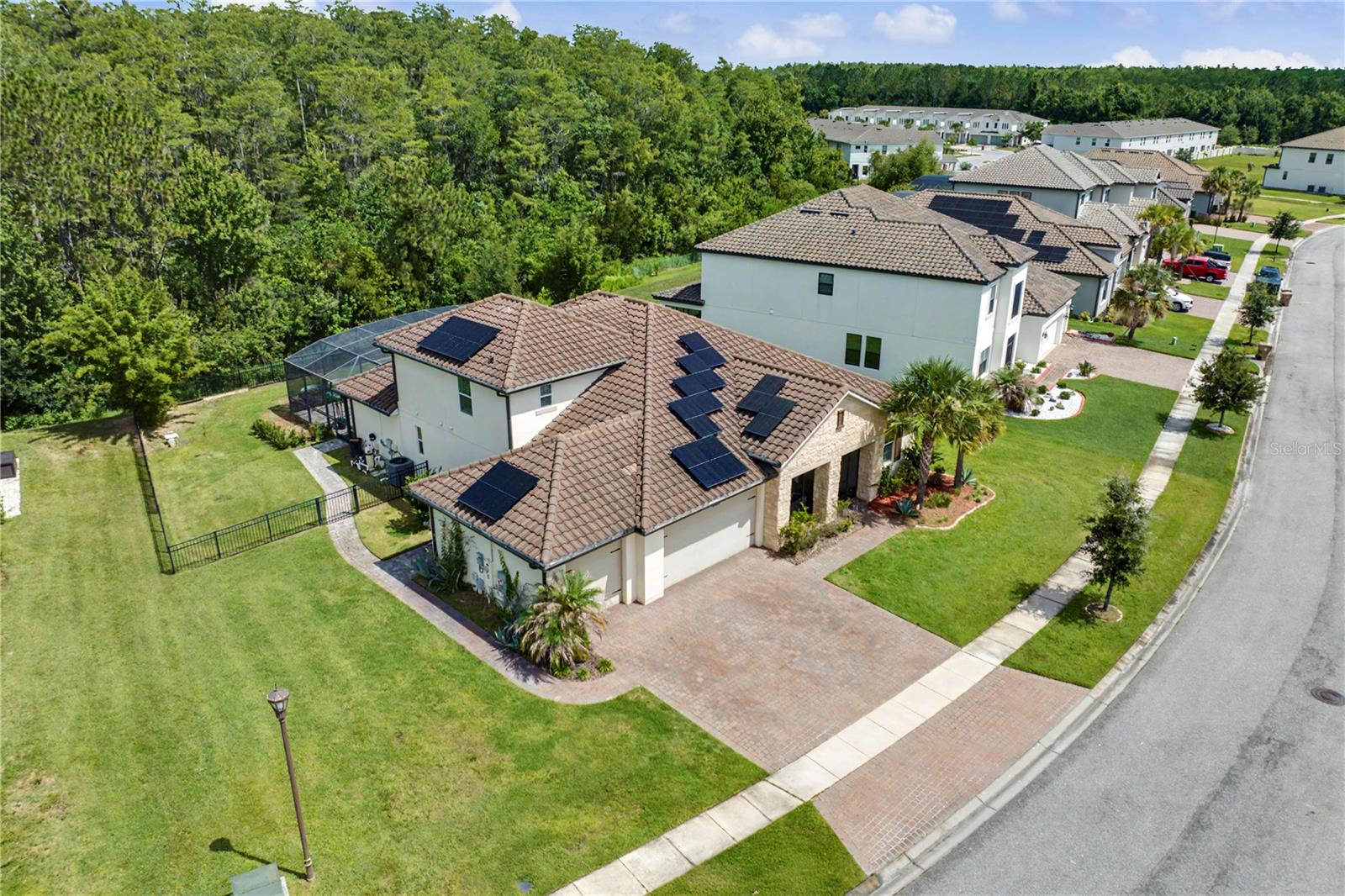 BELLALAGO PH B-2 - Residential