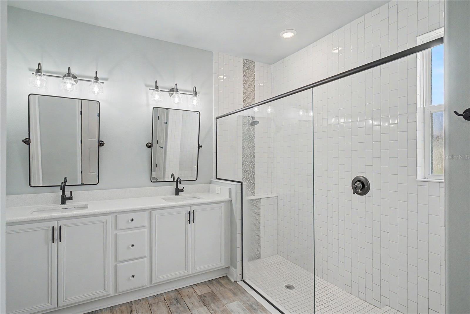 BELLALAGO PH B-2 - Residential