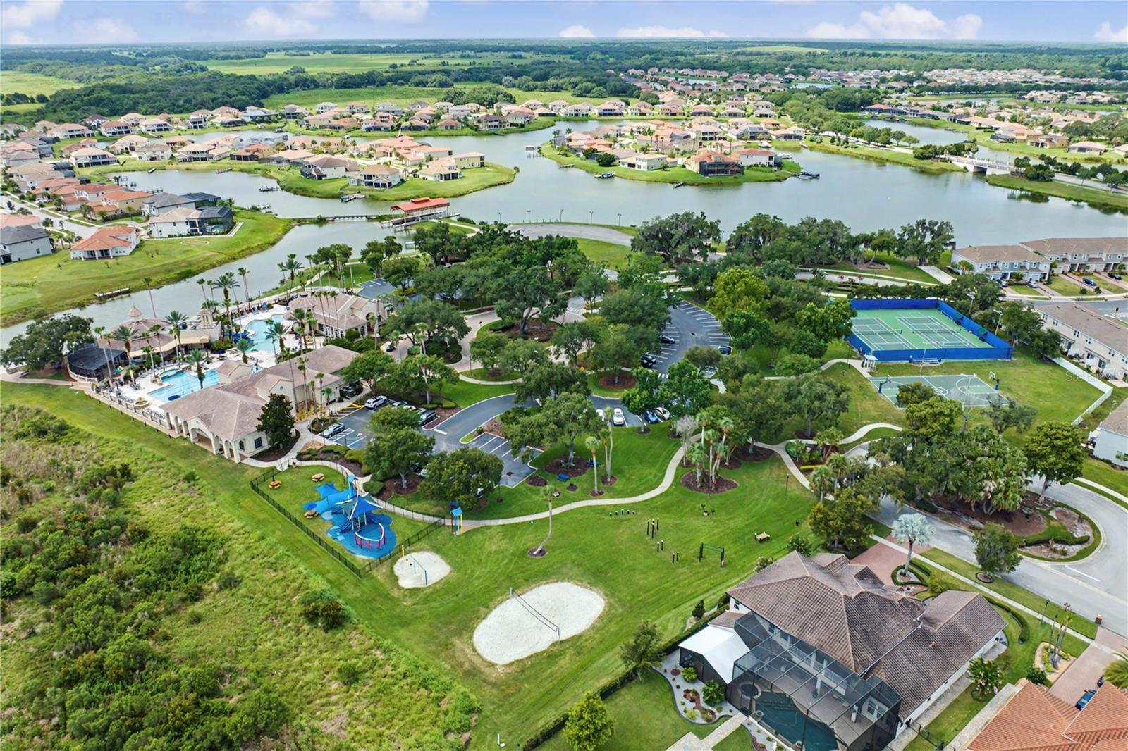 BELLALAGO PH B-2 - Residential