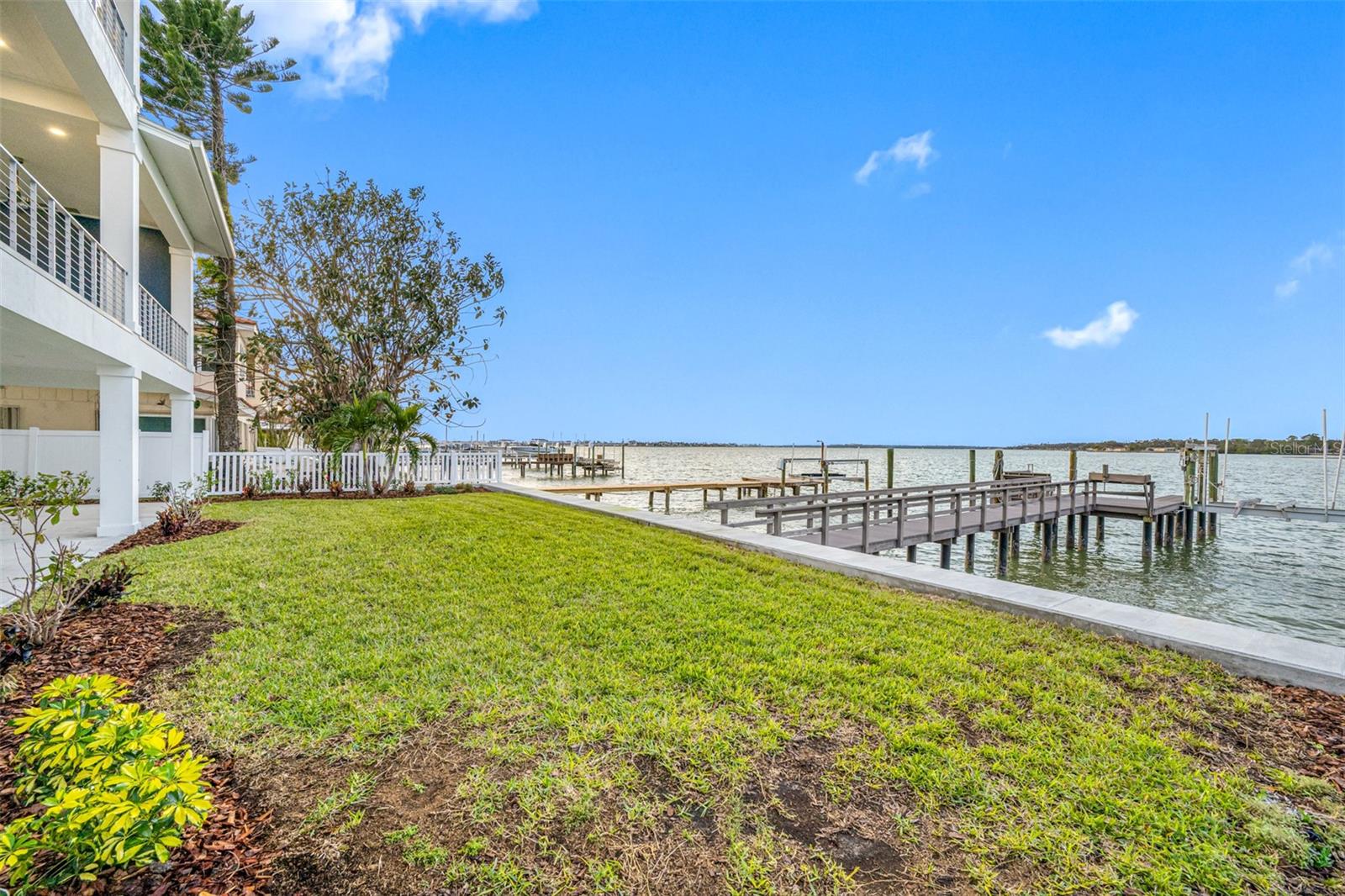 CAUSEWAY ISLES 1ST ADD - Residential