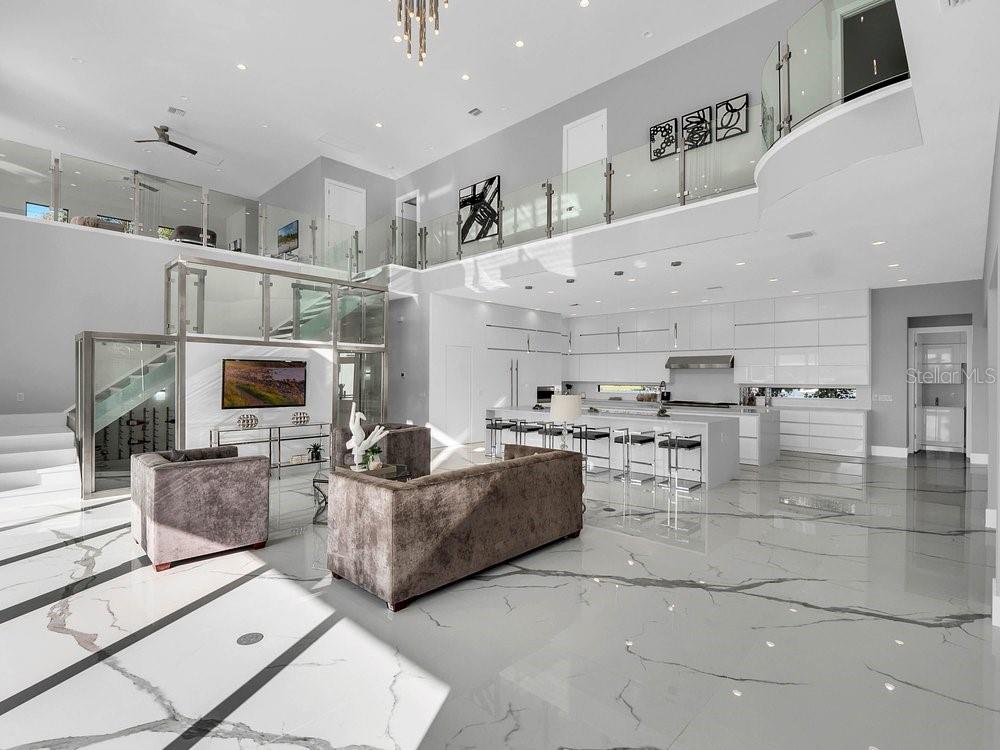 BAY HILL - Residential