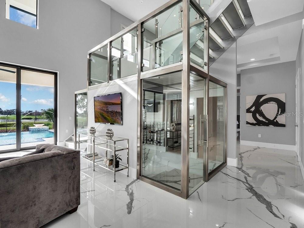 BAY HILL - Residential