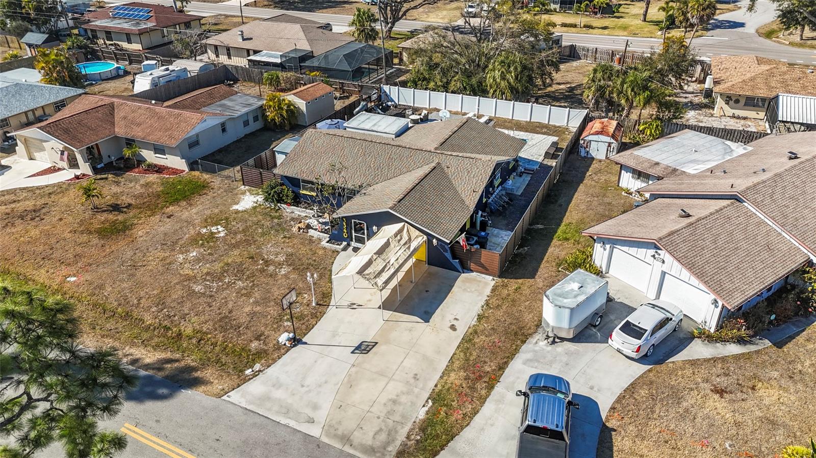 SOUTH VENICE - Residential