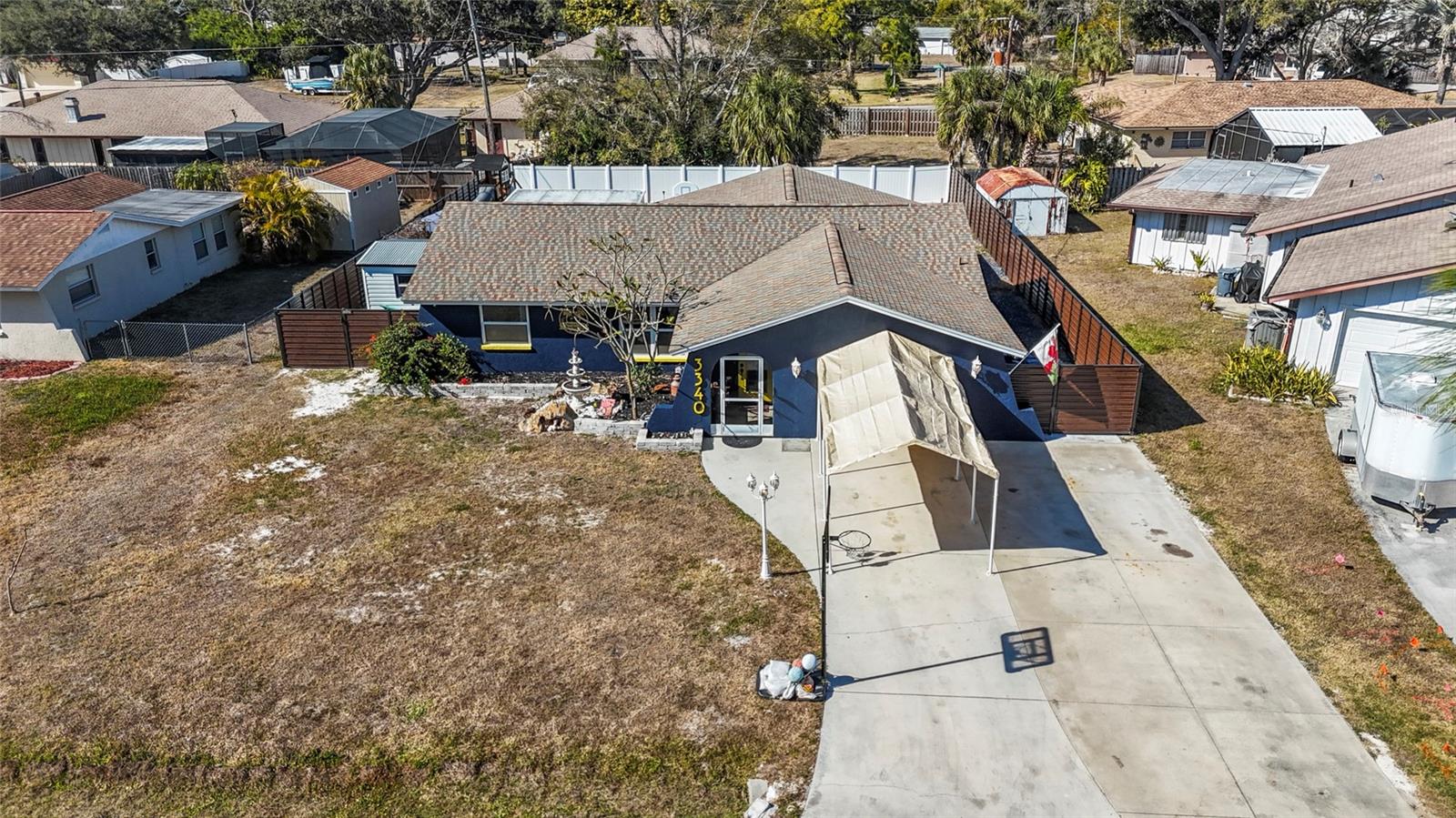 SOUTH VENICE - Residential