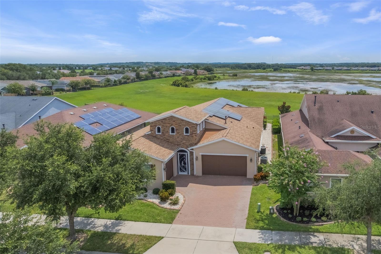 CASCADES/GROVELAND PH 4-1 - Residential