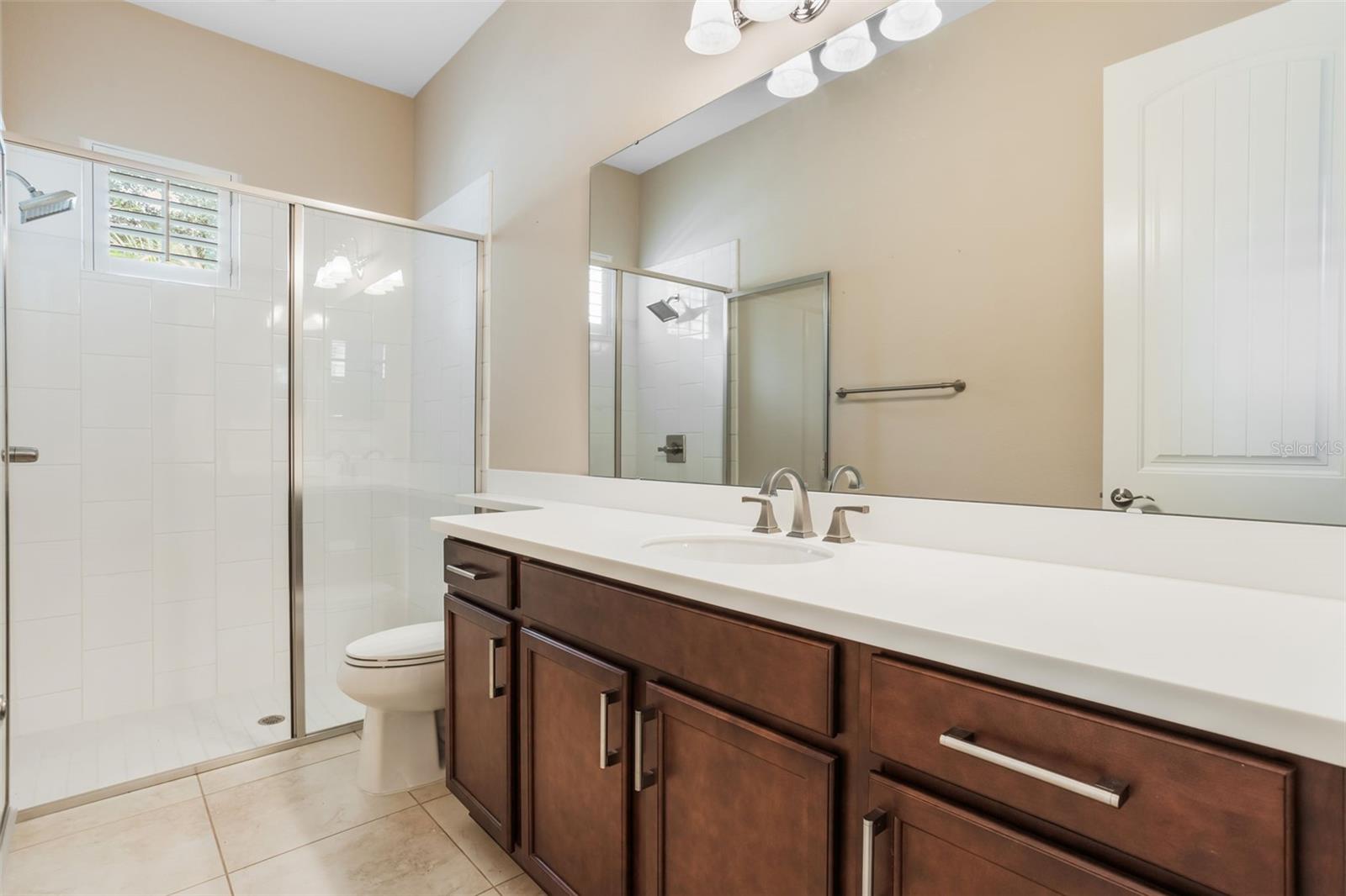 CASCADES/GROVELAND PH 4-1 - Residential