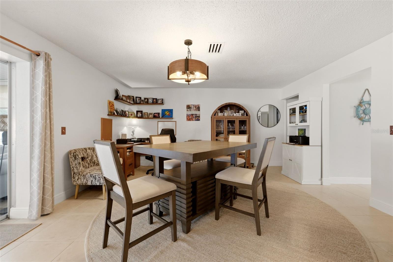 SPANISH PARK 1ST ADD - Residential
