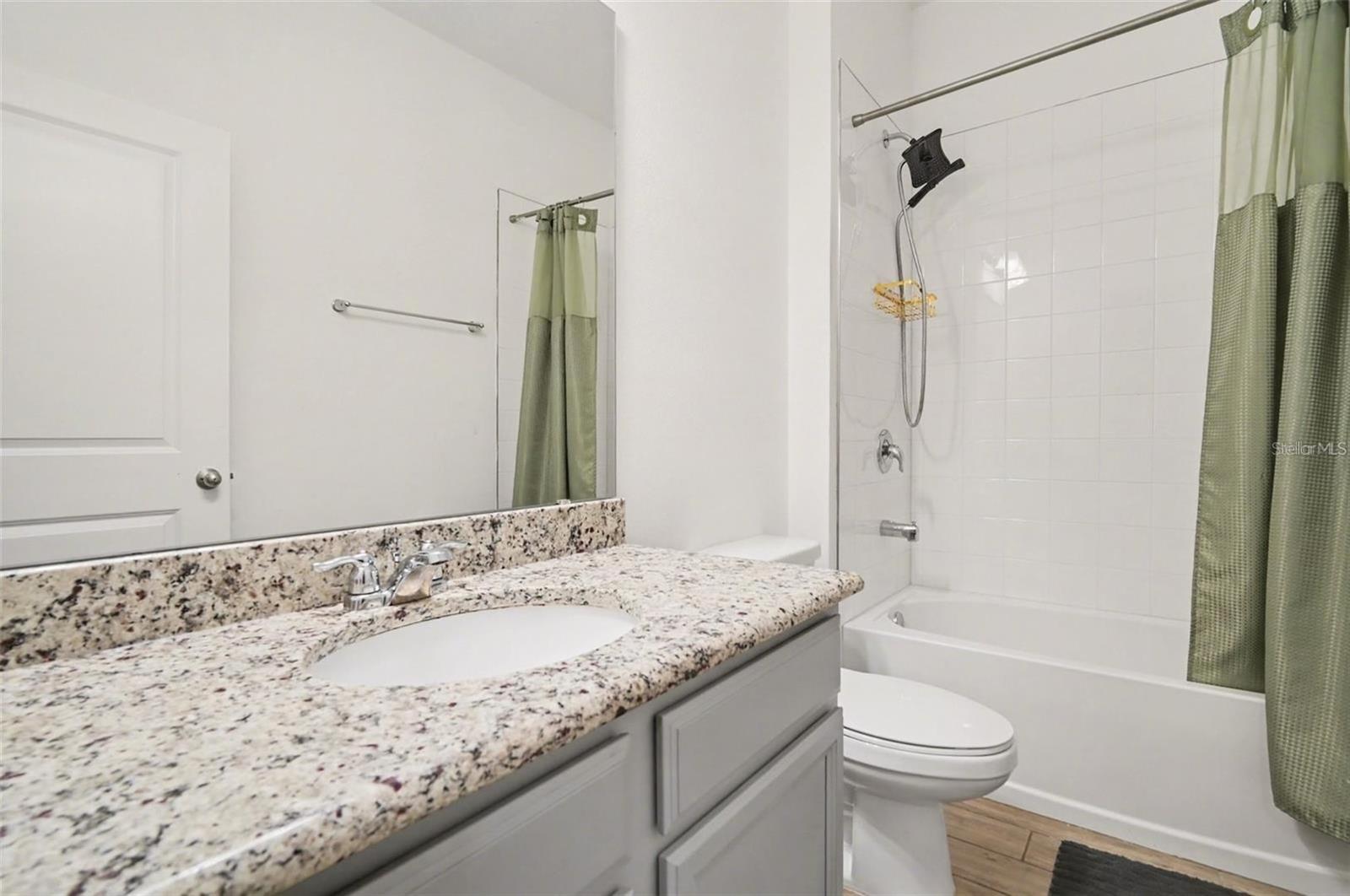 FERNANDA PLACE PH 2 - Residential