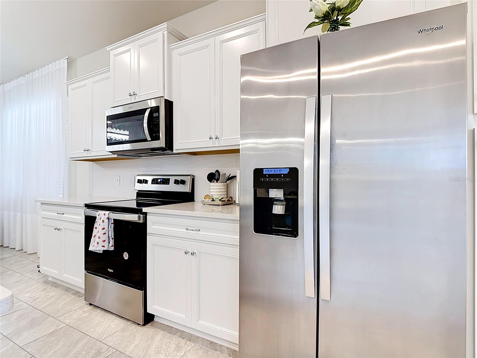 WINDSOR ISLAND RESIDENCE PH 2B - Residential