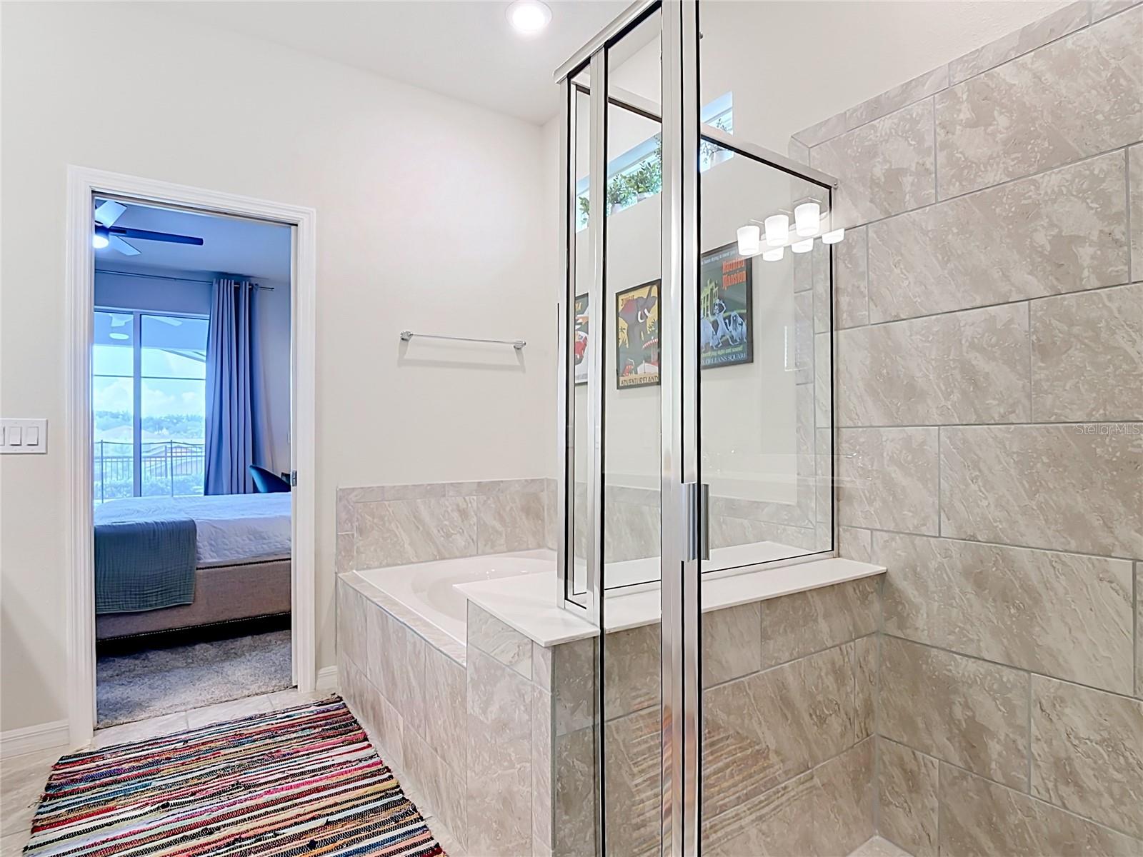 WINDSOR ISLAND RESIDENCE PH 2B - Residential