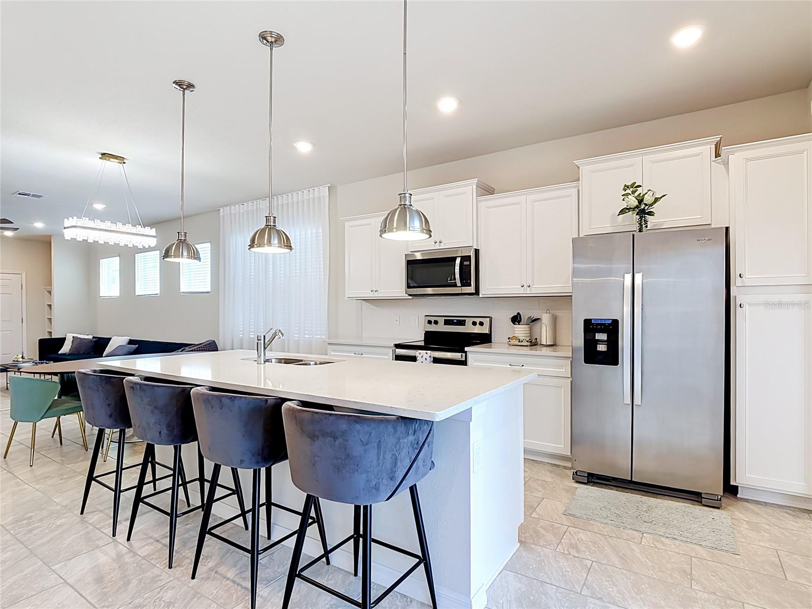 WINDSOR ISLAND RESIDENCE PH 2B - Residential