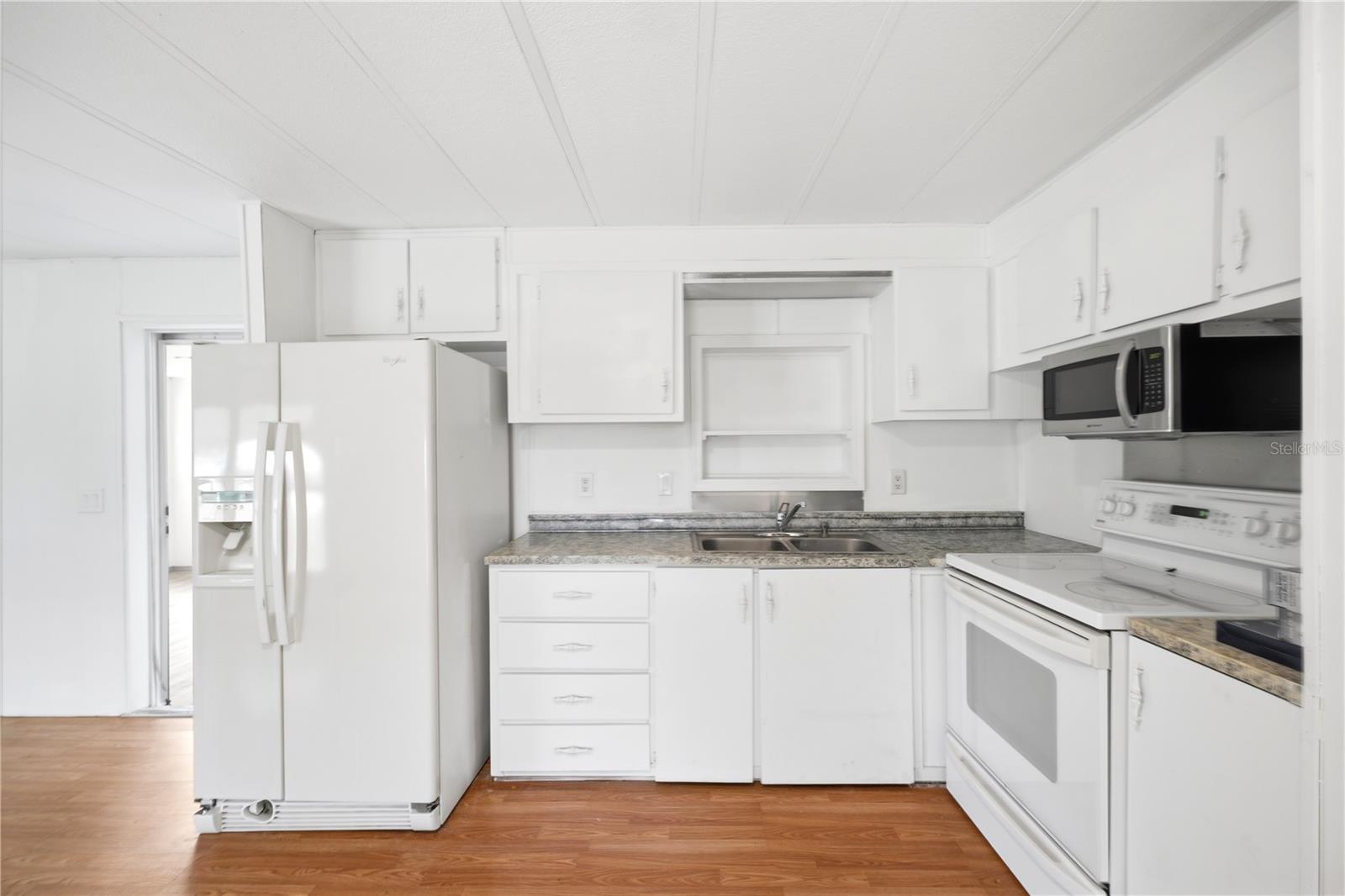 SOUTH WAY ESTATES - Residential