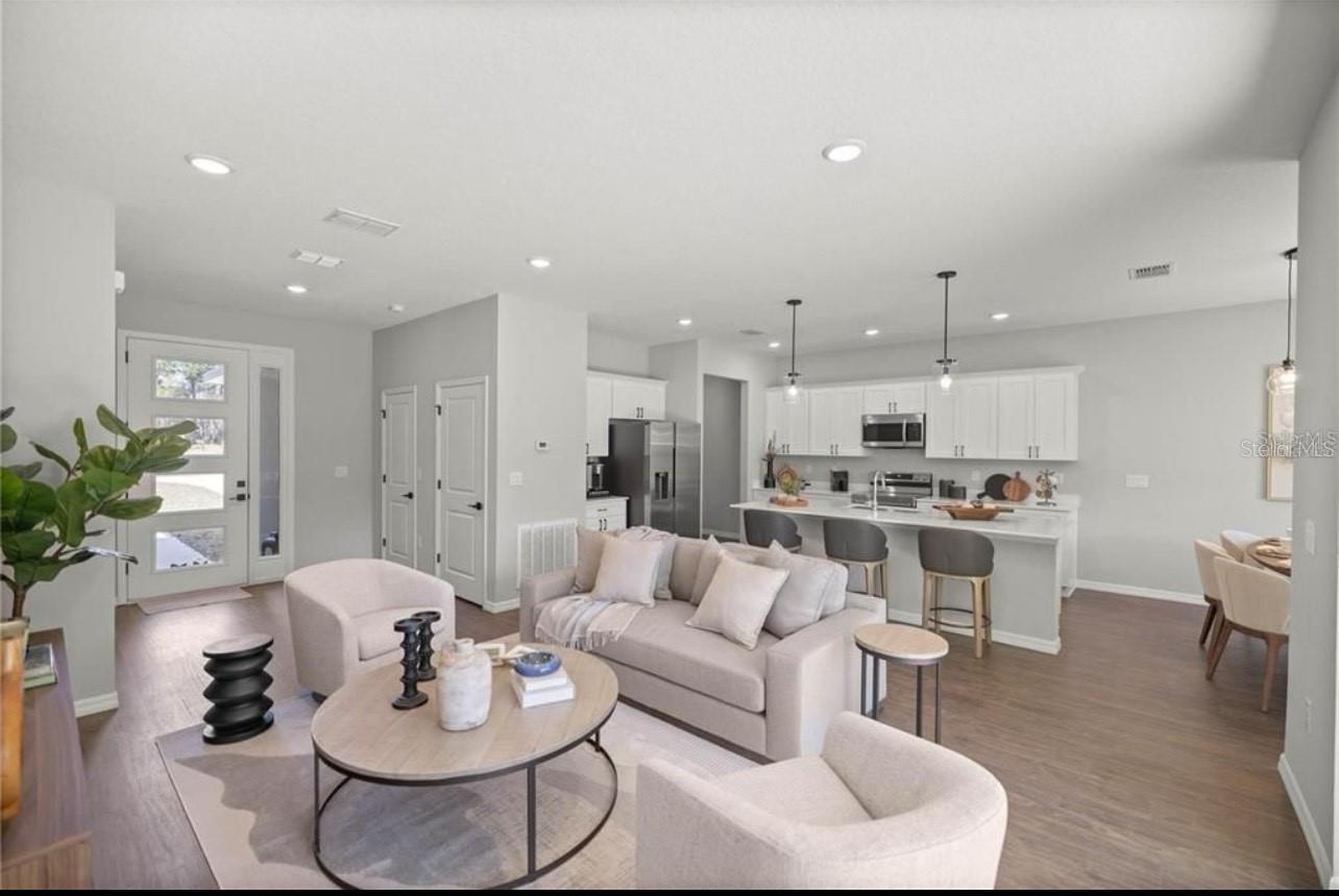 MARION OAKS UN 04 - Residential
