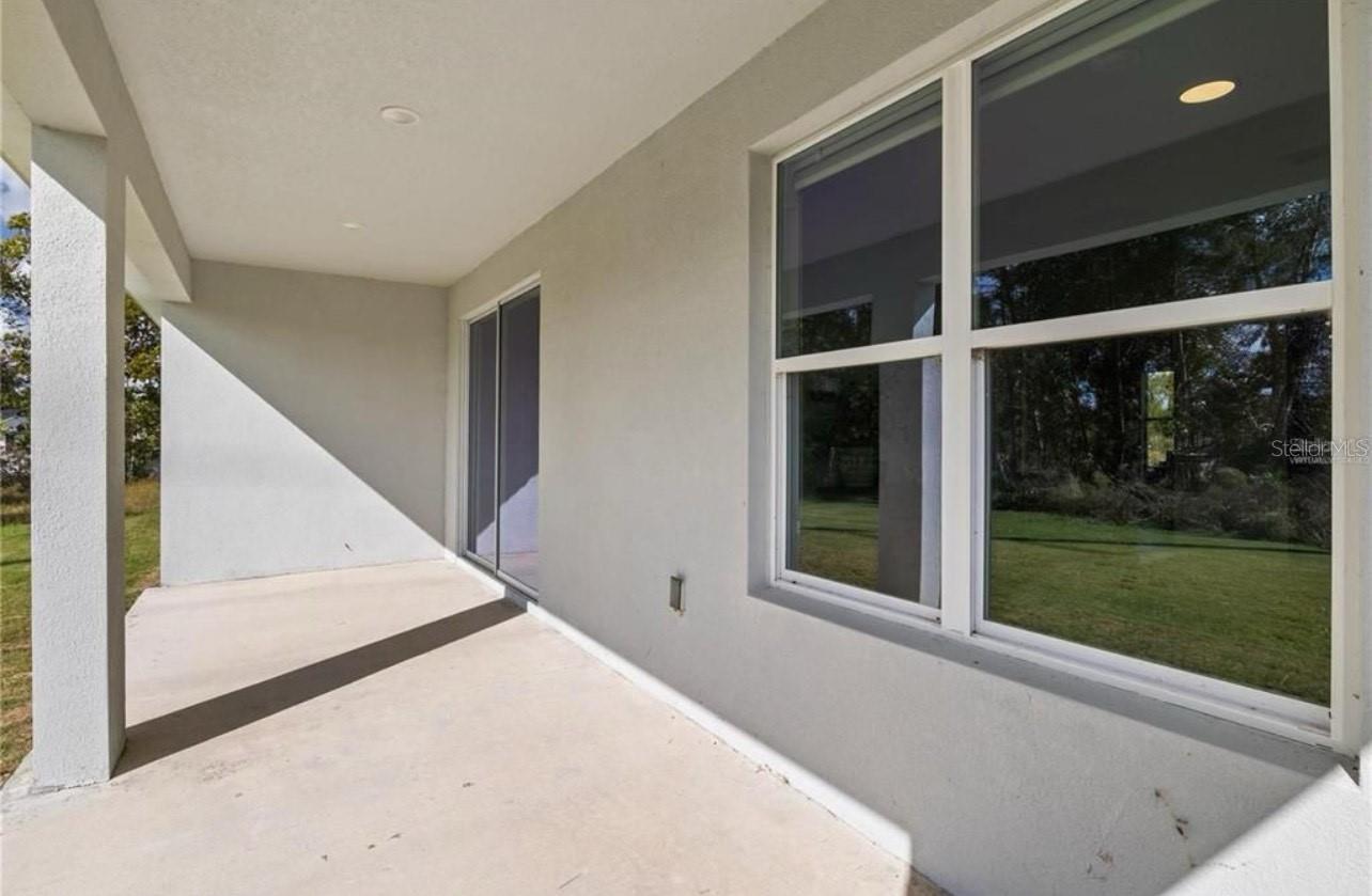 MARION OAKS UN 04 - Residential