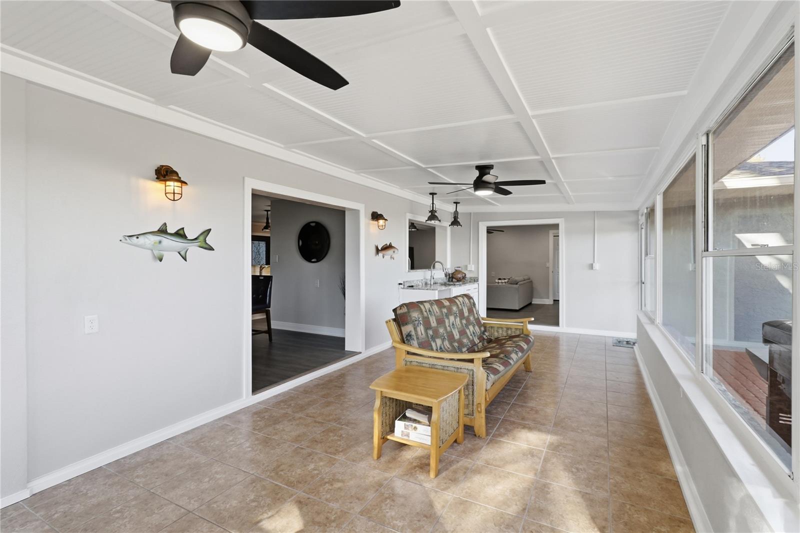 DIXIE SHORES UNIT 1 REPLAT - Residential