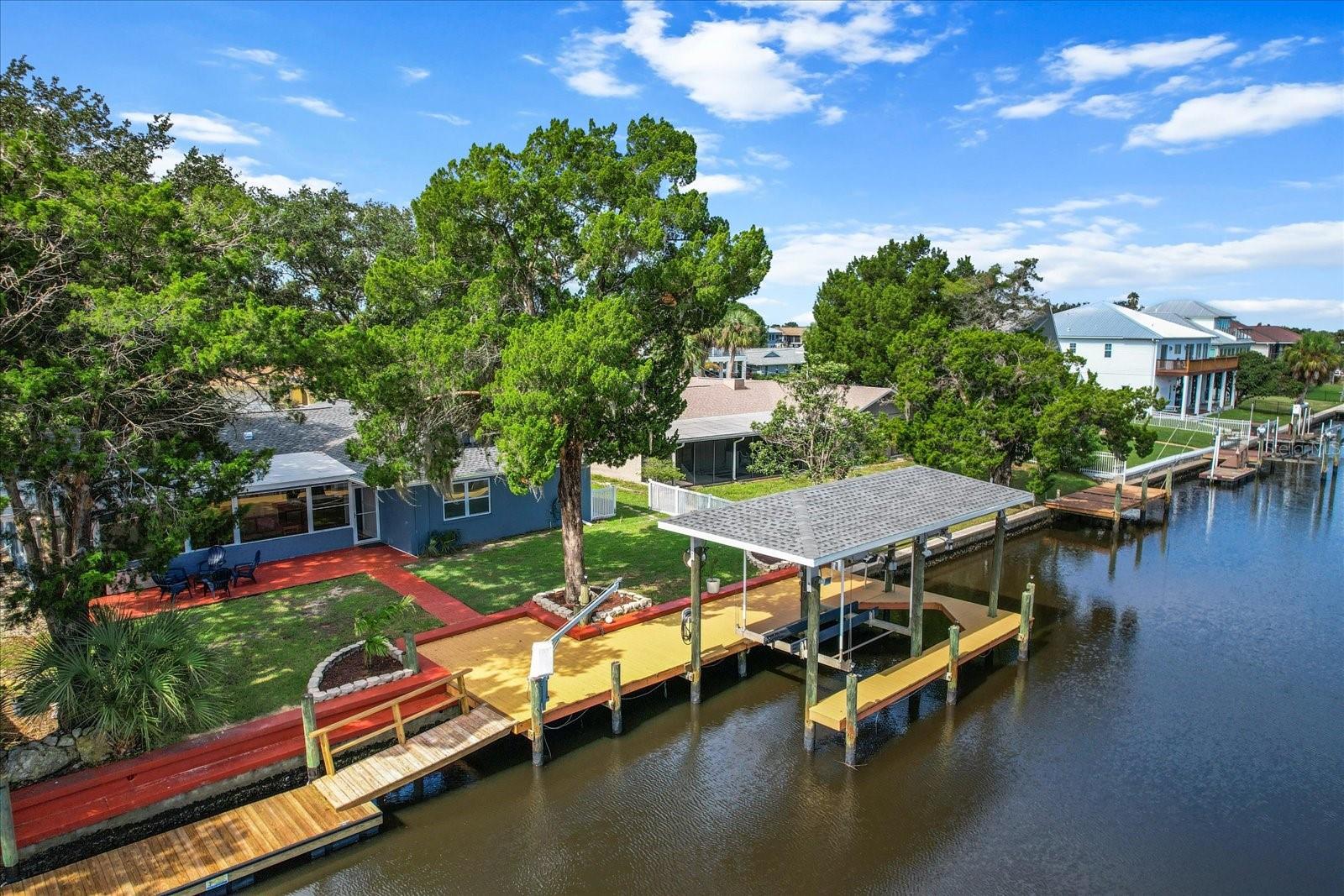 DIXIE SHORES UNIT 1 REPLAT - Residential