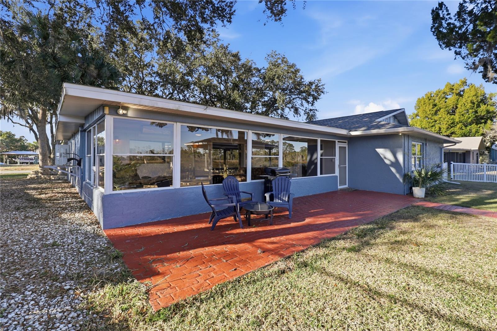 DIXIE SHORES UNIT 1 REPLAT - Residential