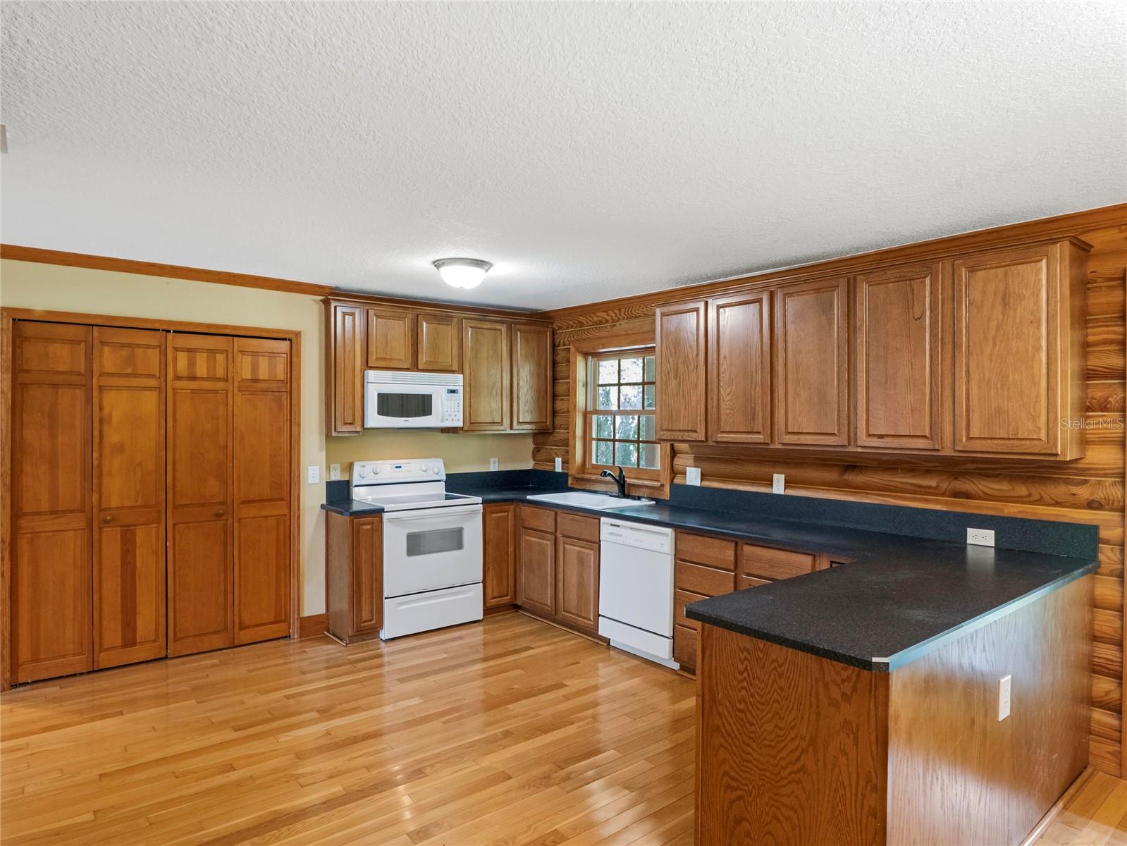 SEMINOLE ESTATES UNIT 2 - Residential