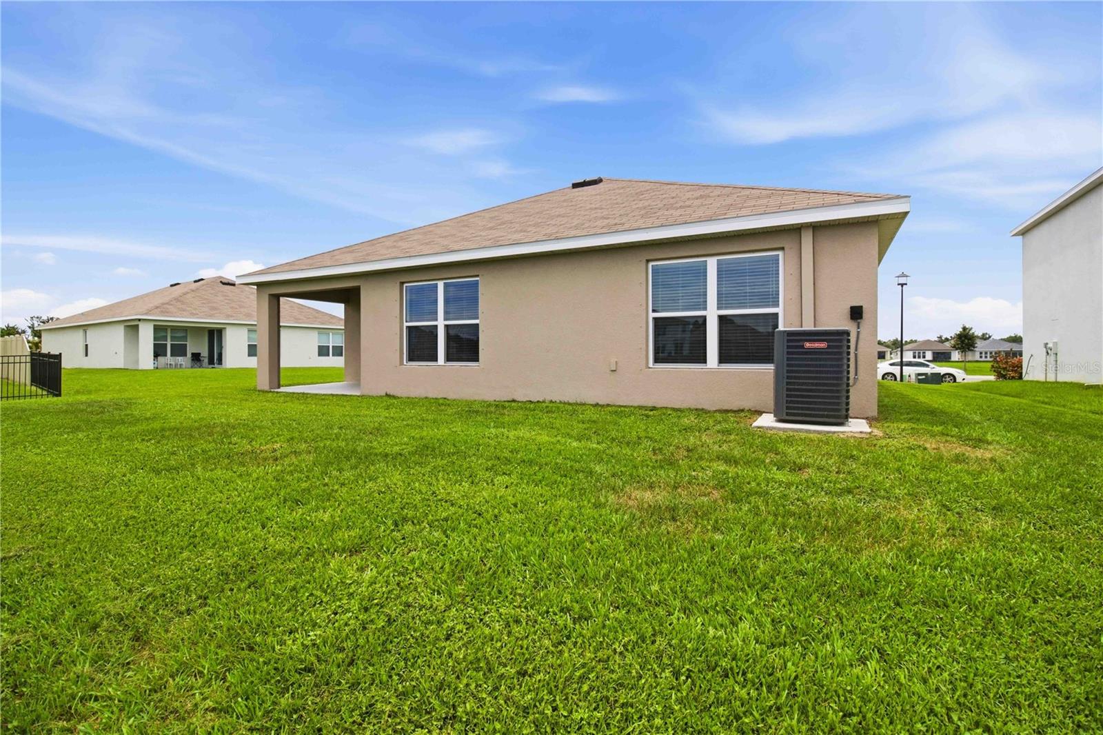 MANDARIN GROVE - Residential