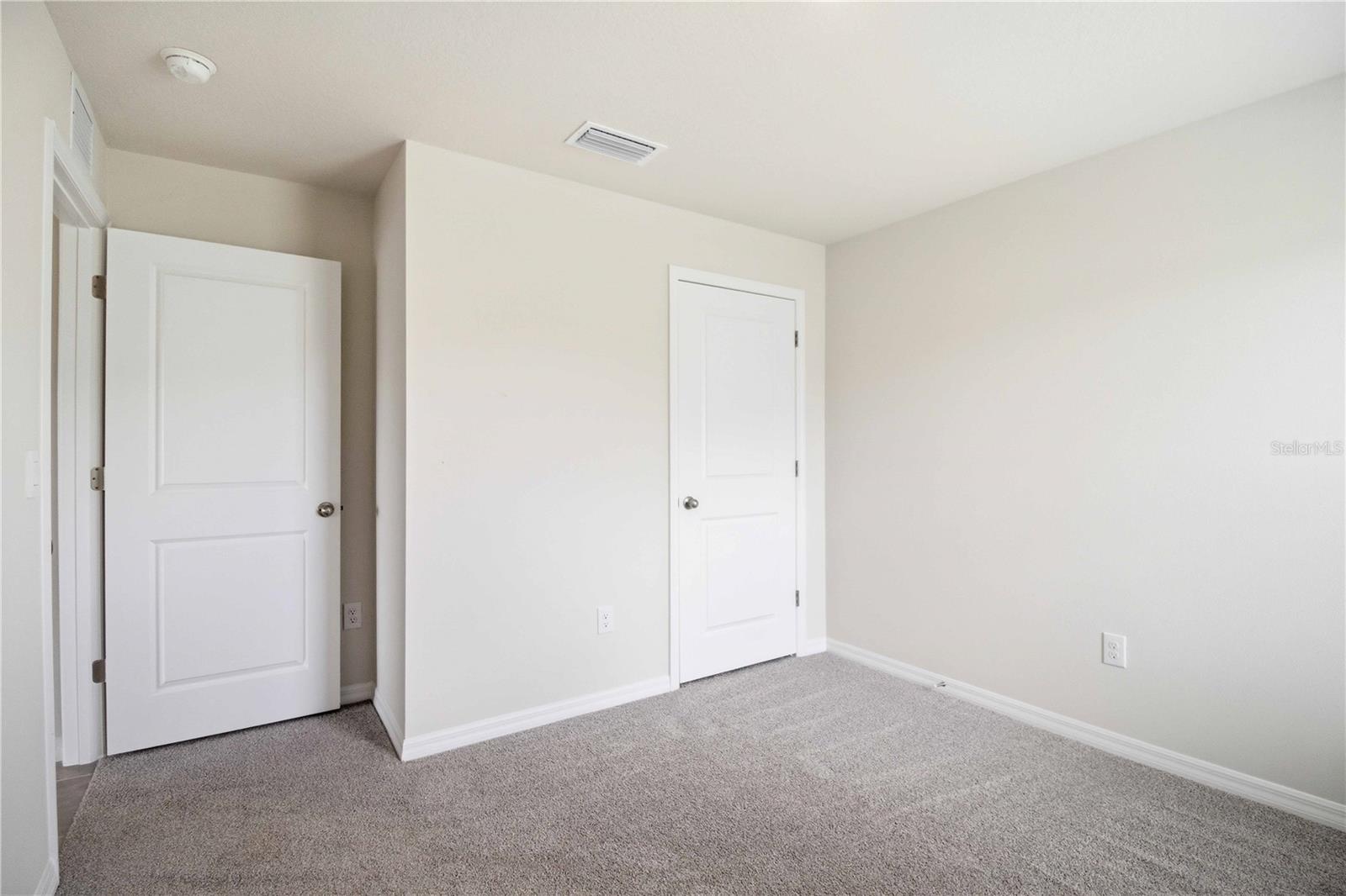MANDARIN GROVE - Residential