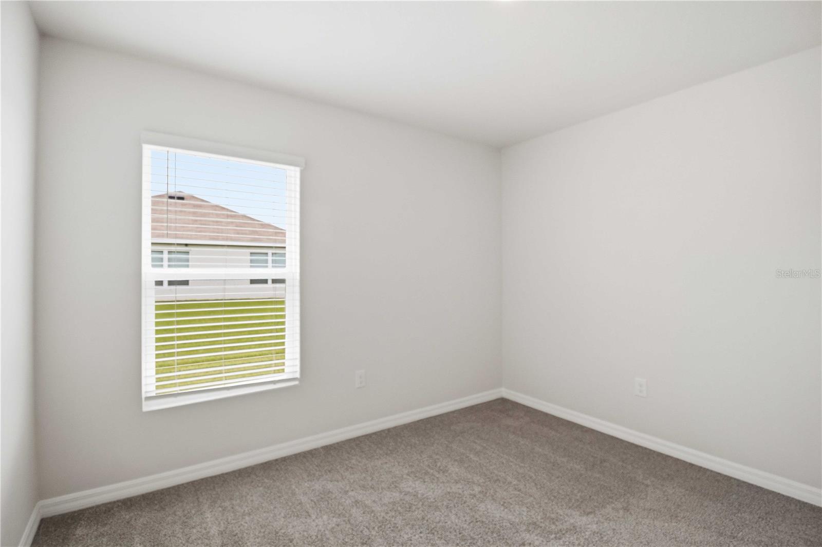 MANDARIN GROVE - Residential