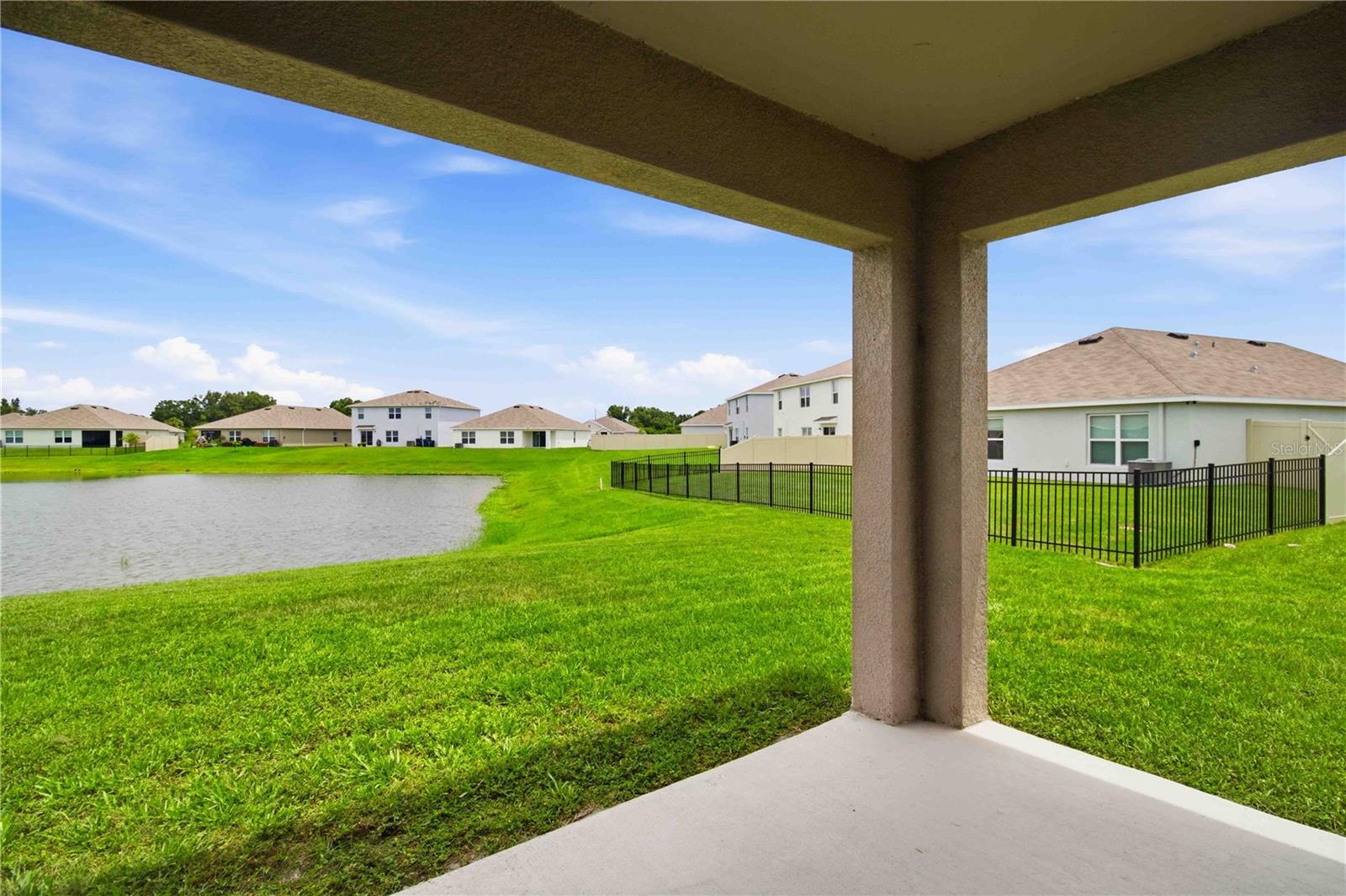 MANDARIN GROVE - Residential