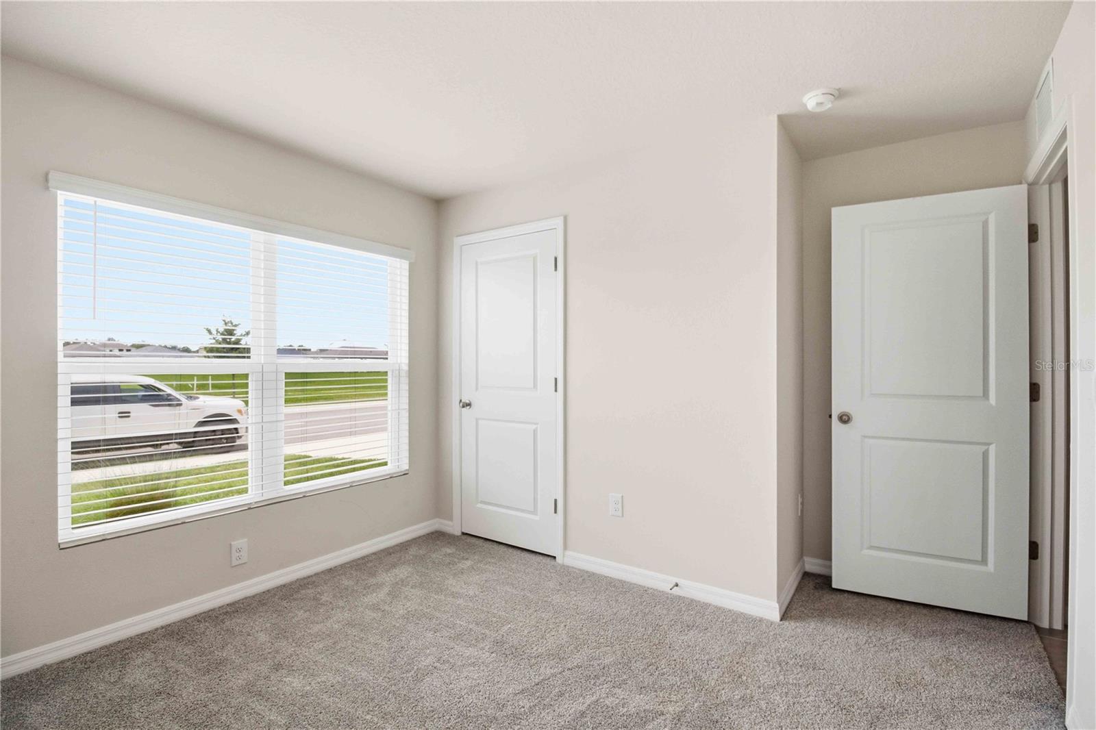 MANDARIN GROVE - Residential