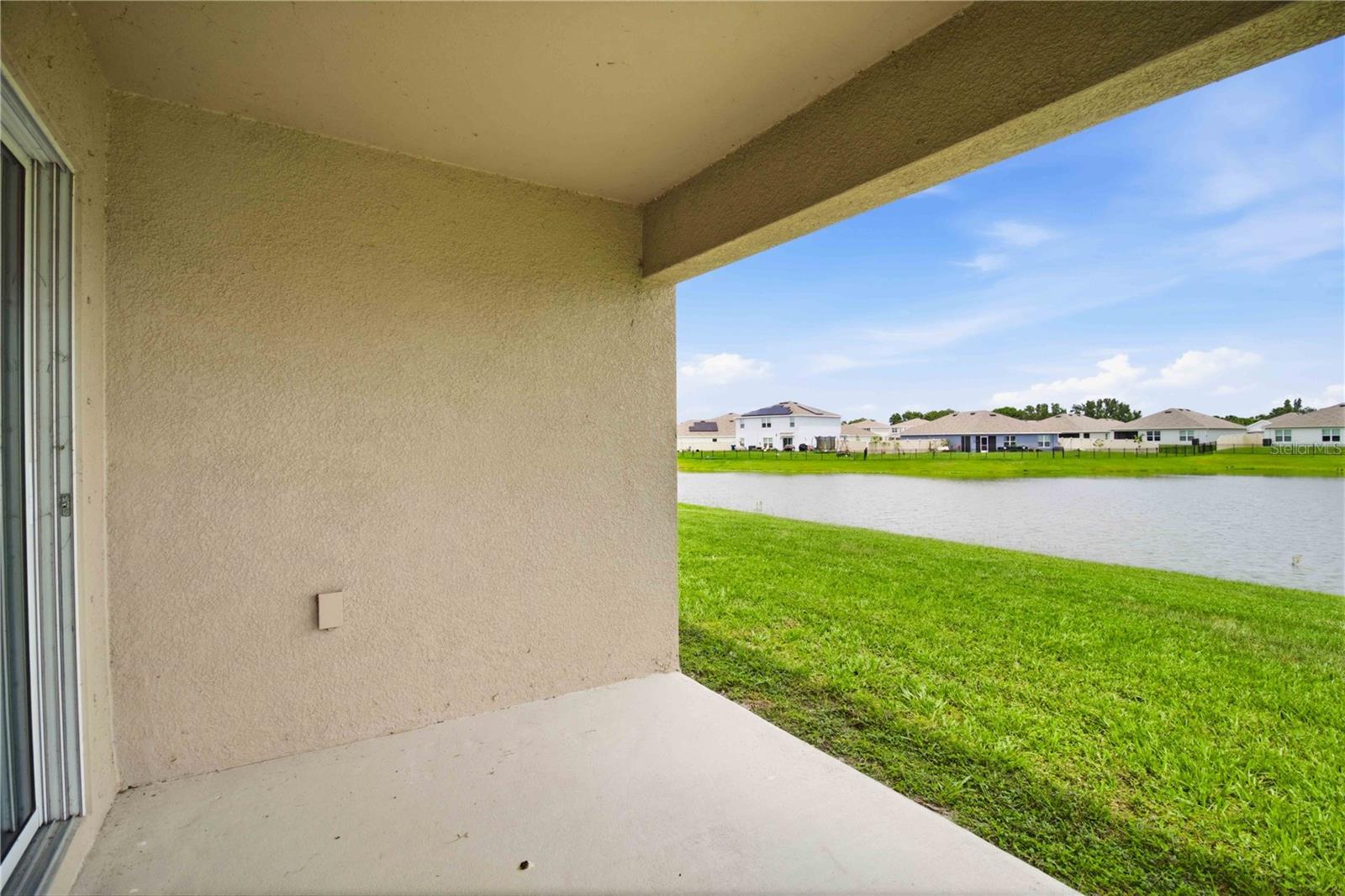 MANDARIN GROVE - Residential