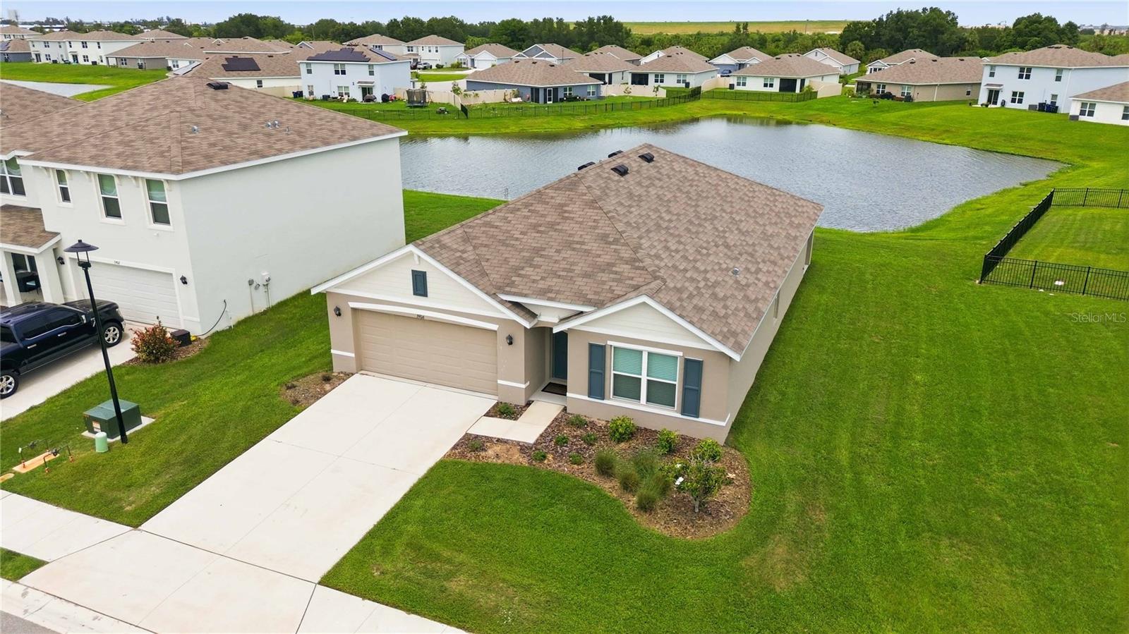 MANDARIN GROVE - Residential