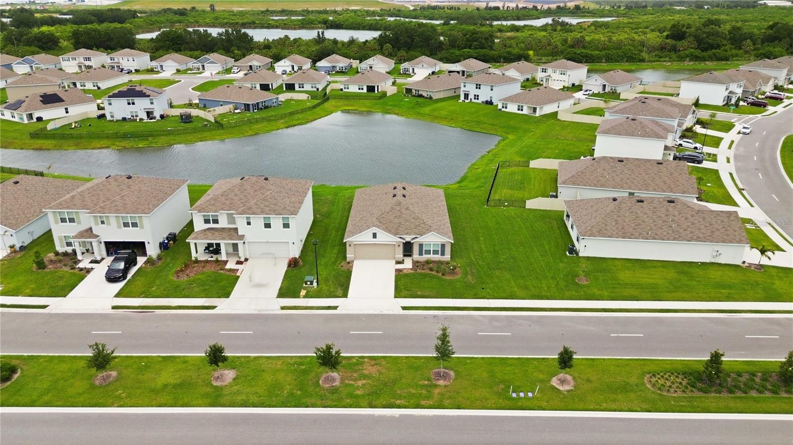 MANDARIN GROVE - Residential