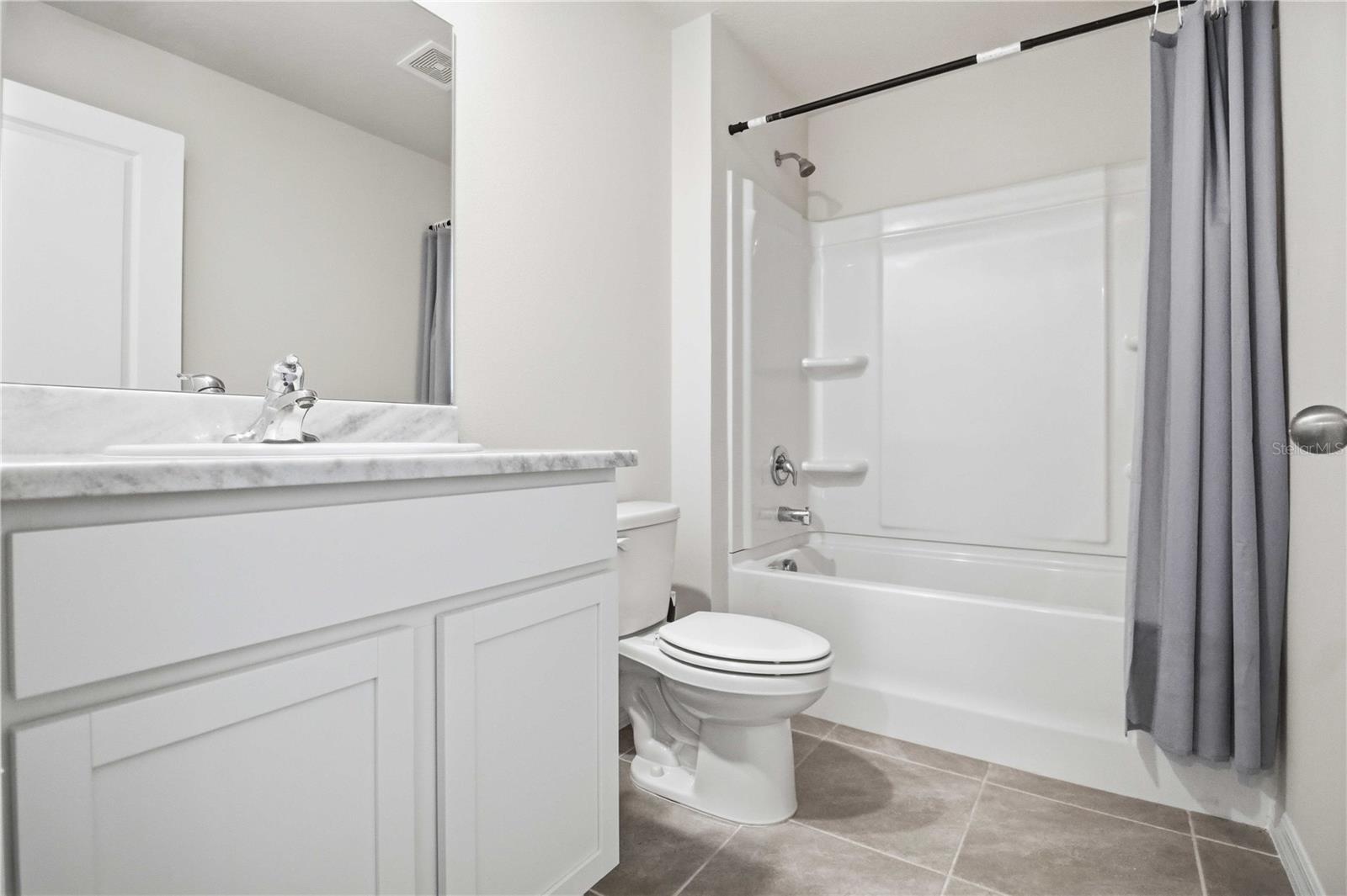MANDARIN GROVE - Residential