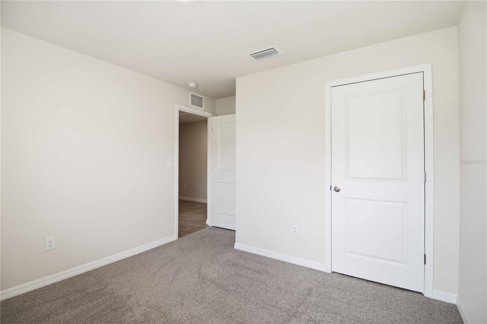 MANDARIN GROVE - Residential