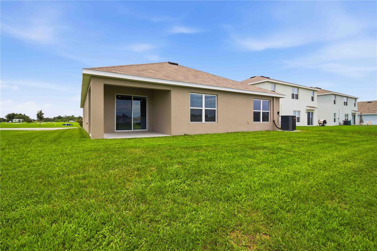 MANDARIN GROVE - Residential