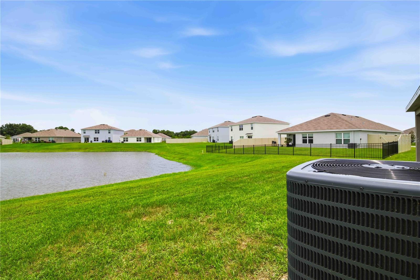 MANDARIN GROVE - Residential