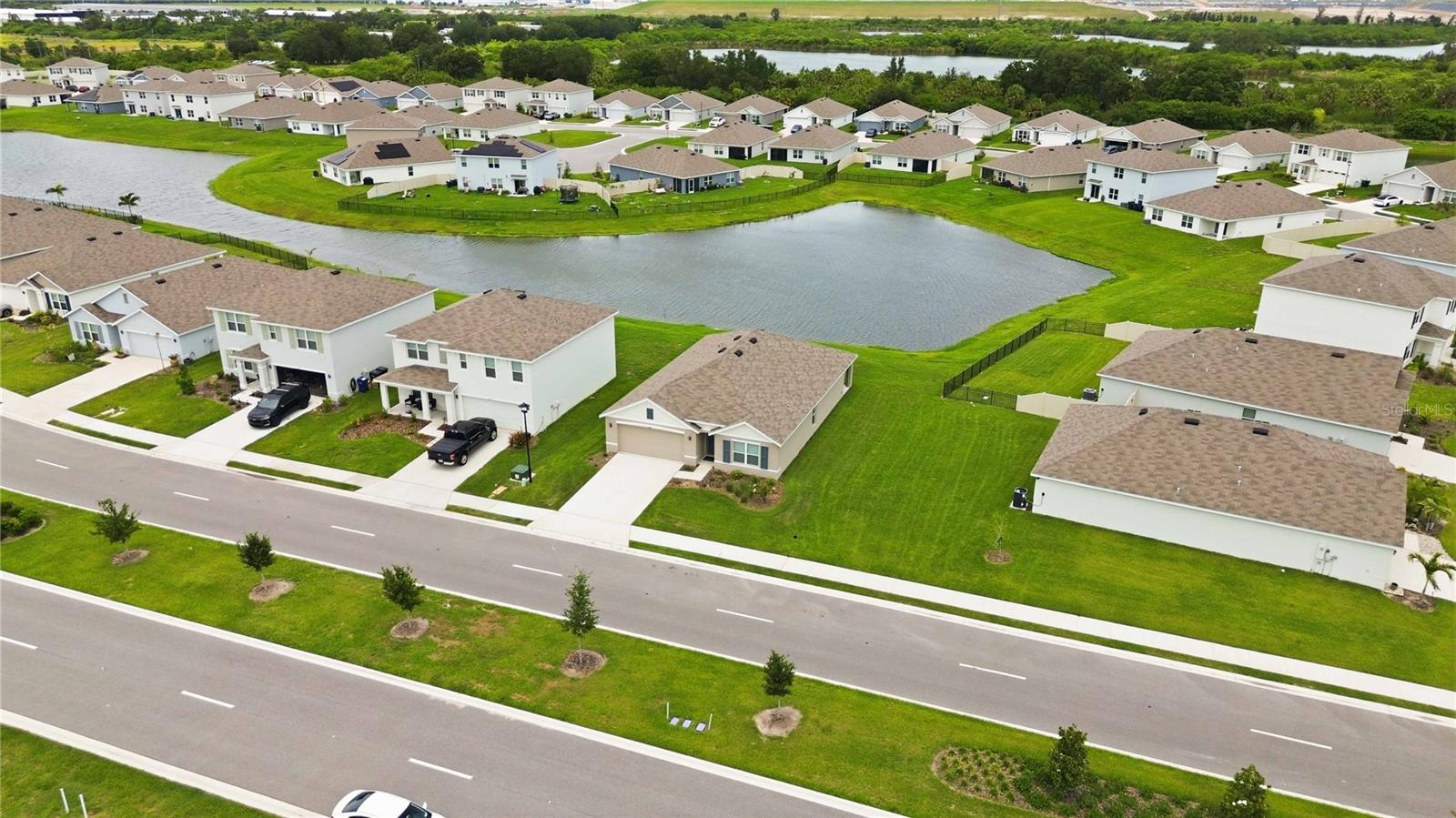 MANDARIN GROVE - Residential