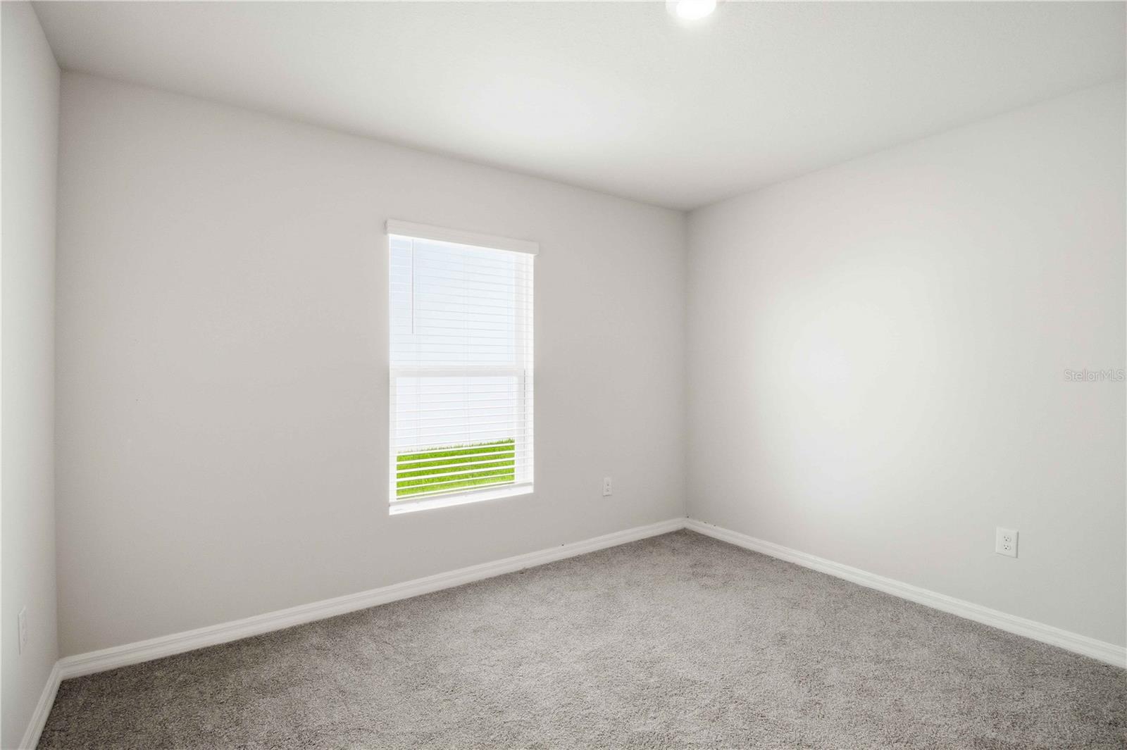 MANDARIN GROVE - Residential