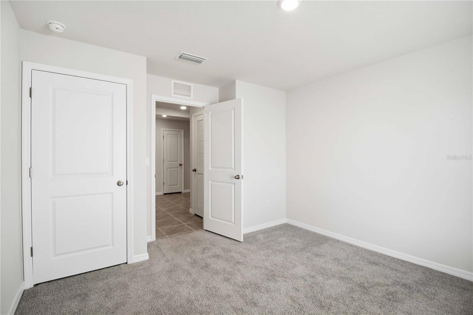 MANDARIN GROVE - Residential