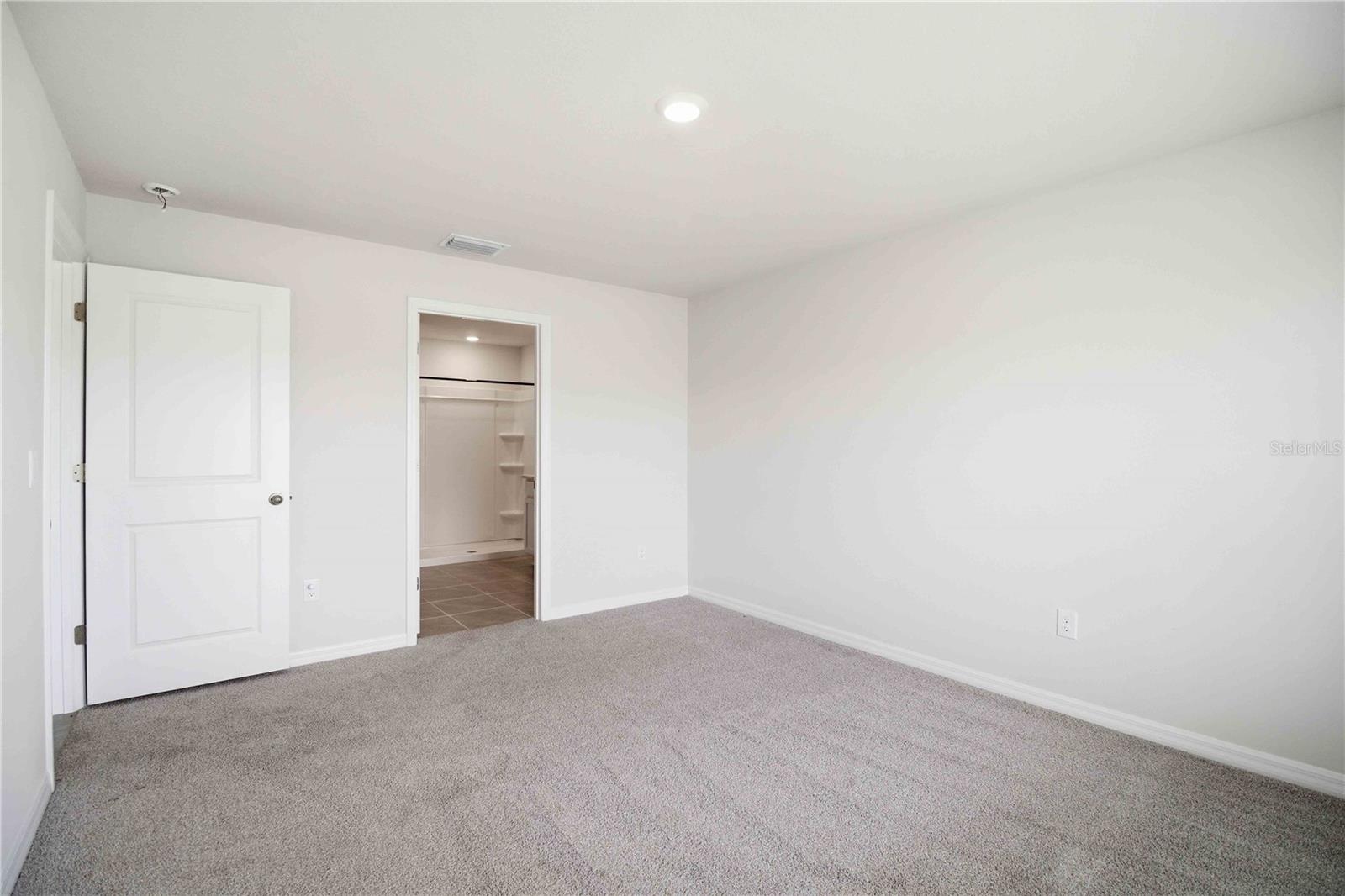 MANDARIN GROVE - Residential