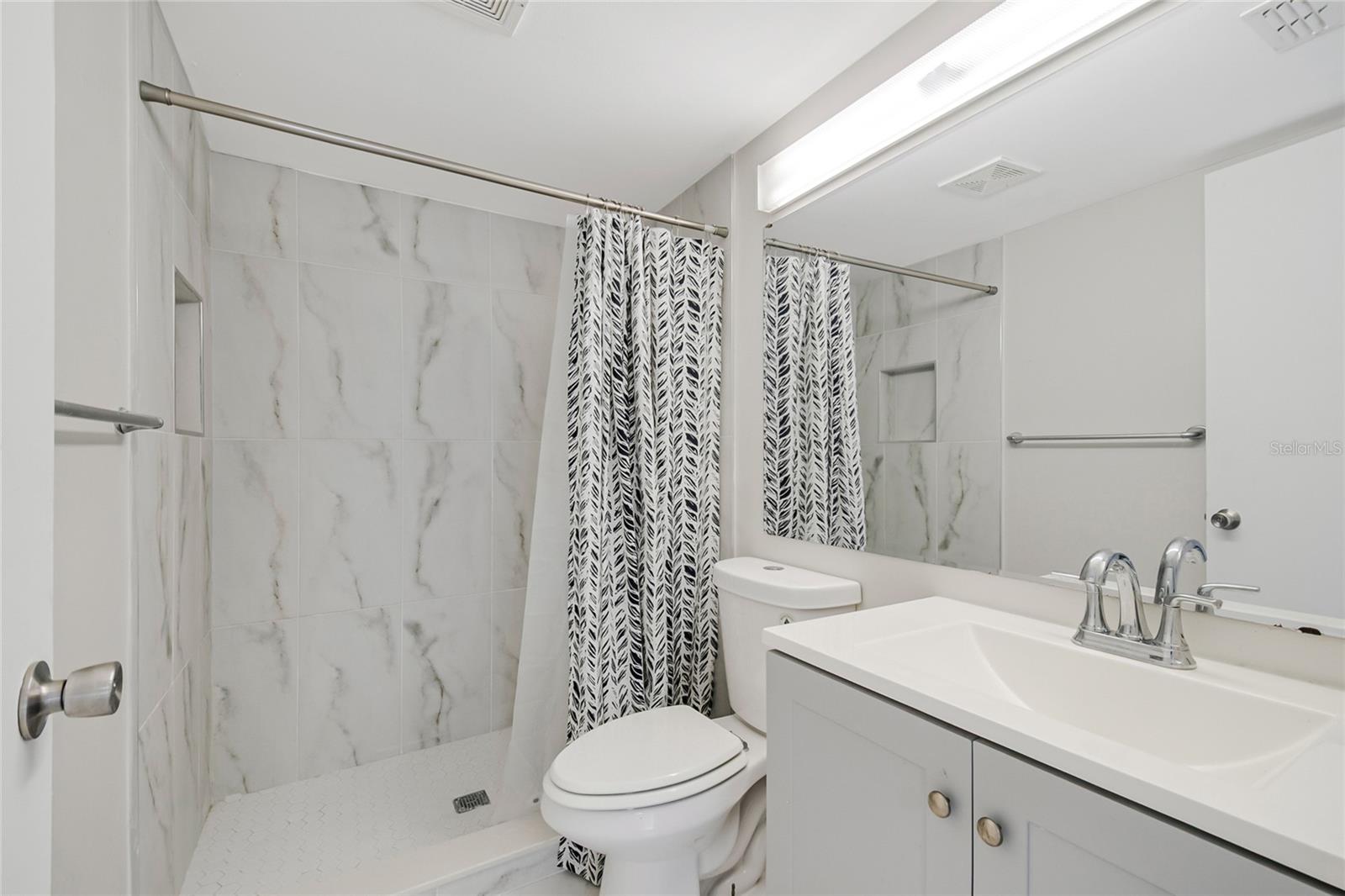 CLUB AT ORLANDO CONDO PH 1 - Residential