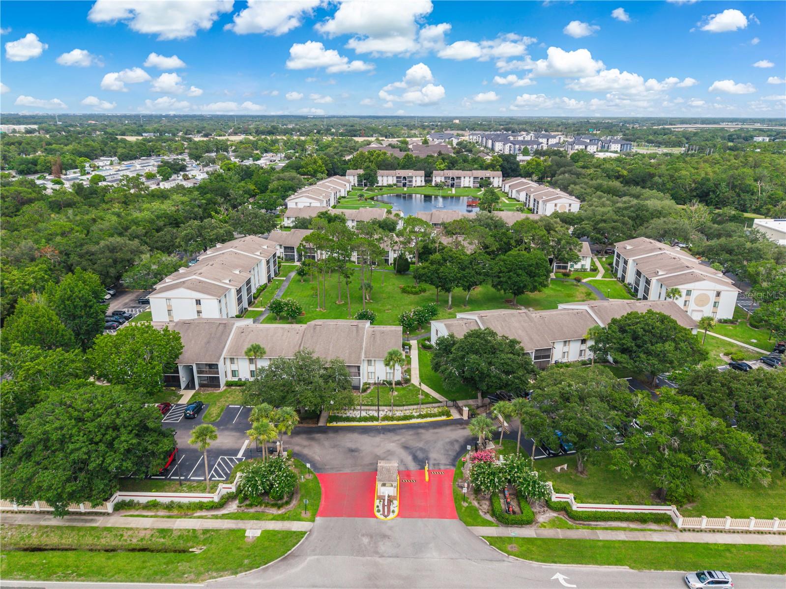 CLUB AT ORLANDO CONDO PH 1 - Residential