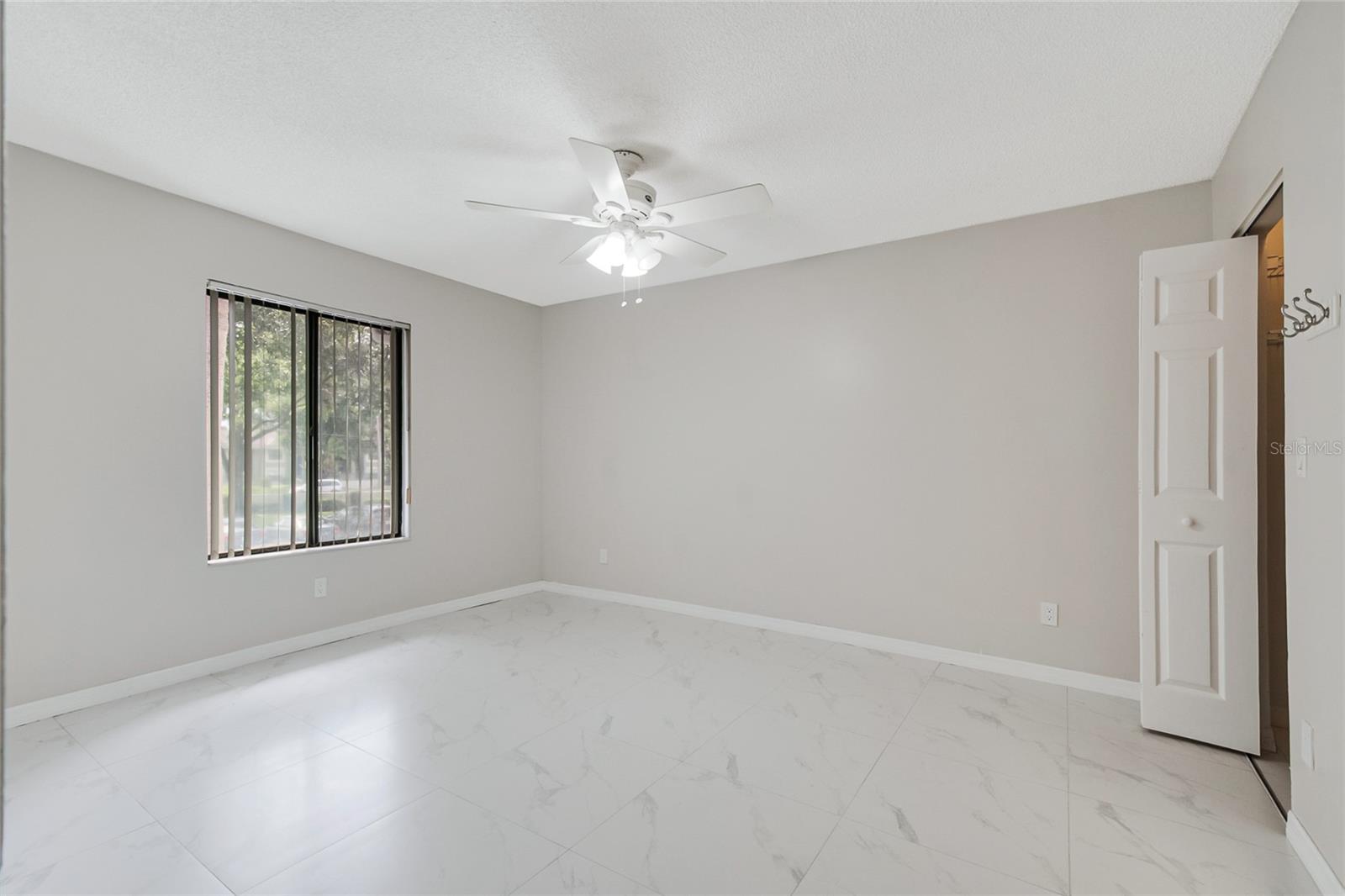 CLUB AT ORLANDO CONDO PH 1 - Residential