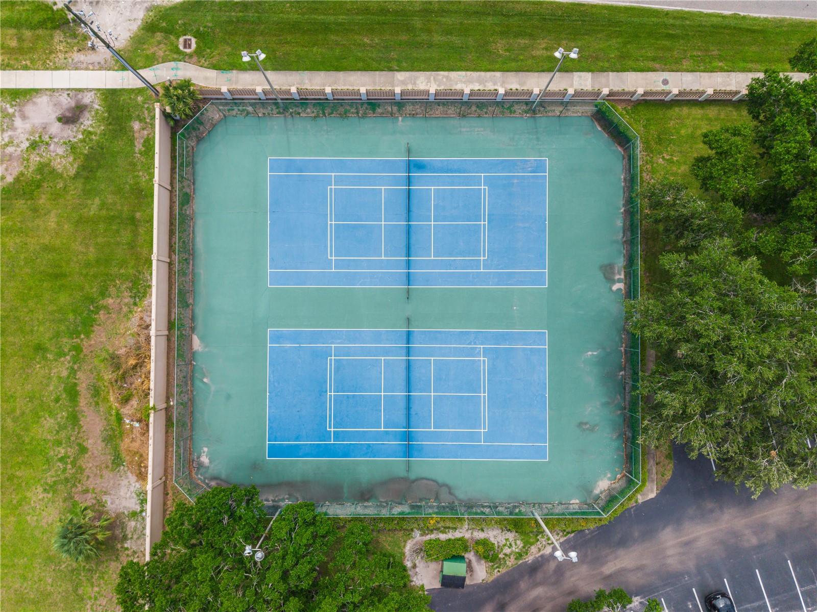 CLUB AT ORLANDO CONDO PH 1 - Residential