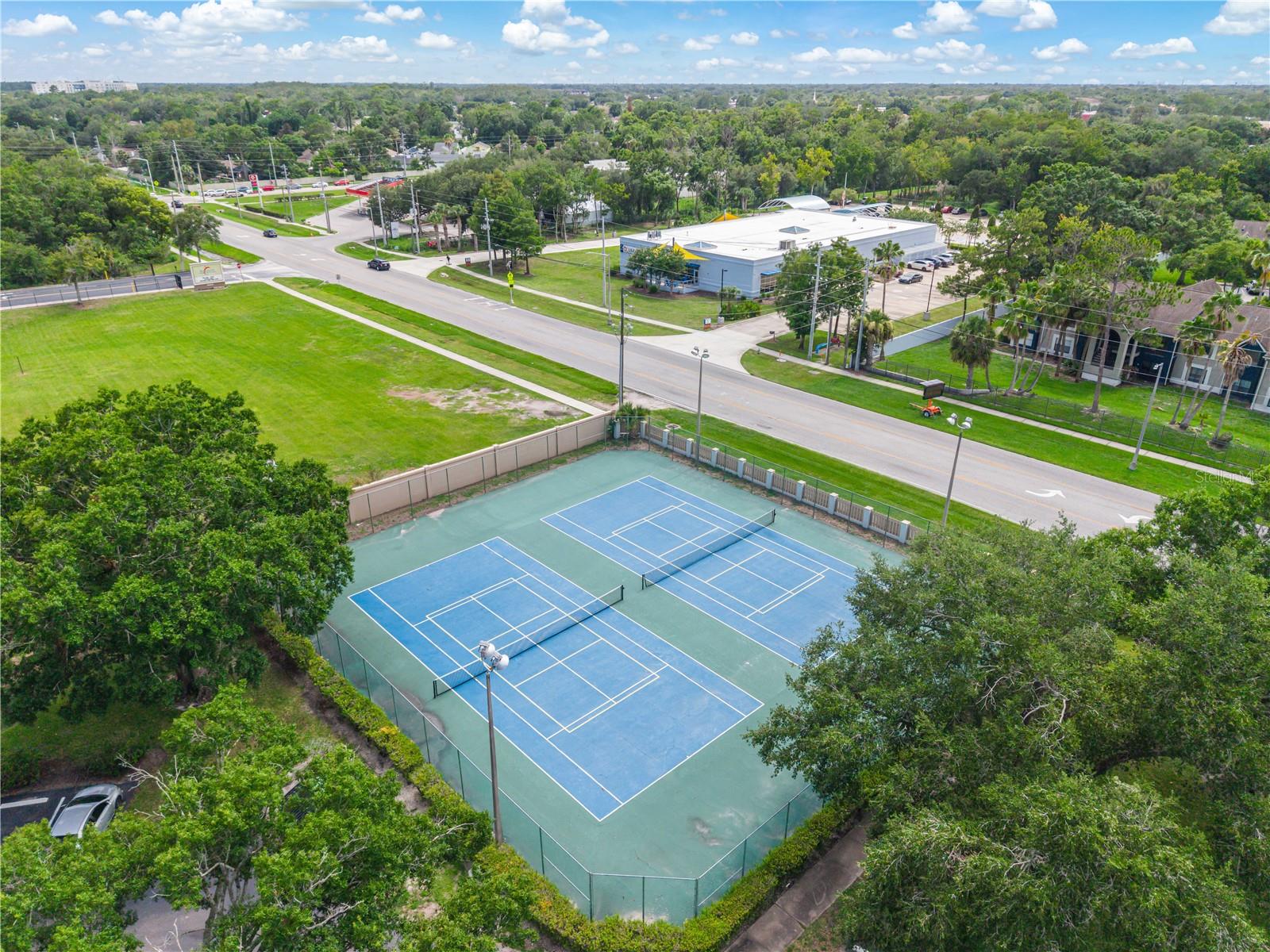 CLUB AT ORLANDO CONDO PH 1 - Residential
