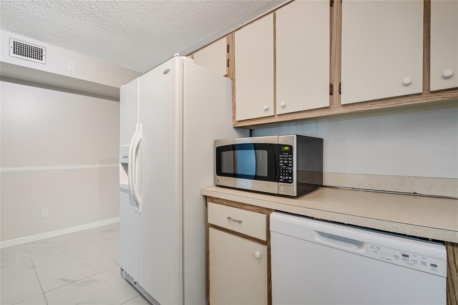 CLUB AT ORLANDO CONDO PH 1 - Residential