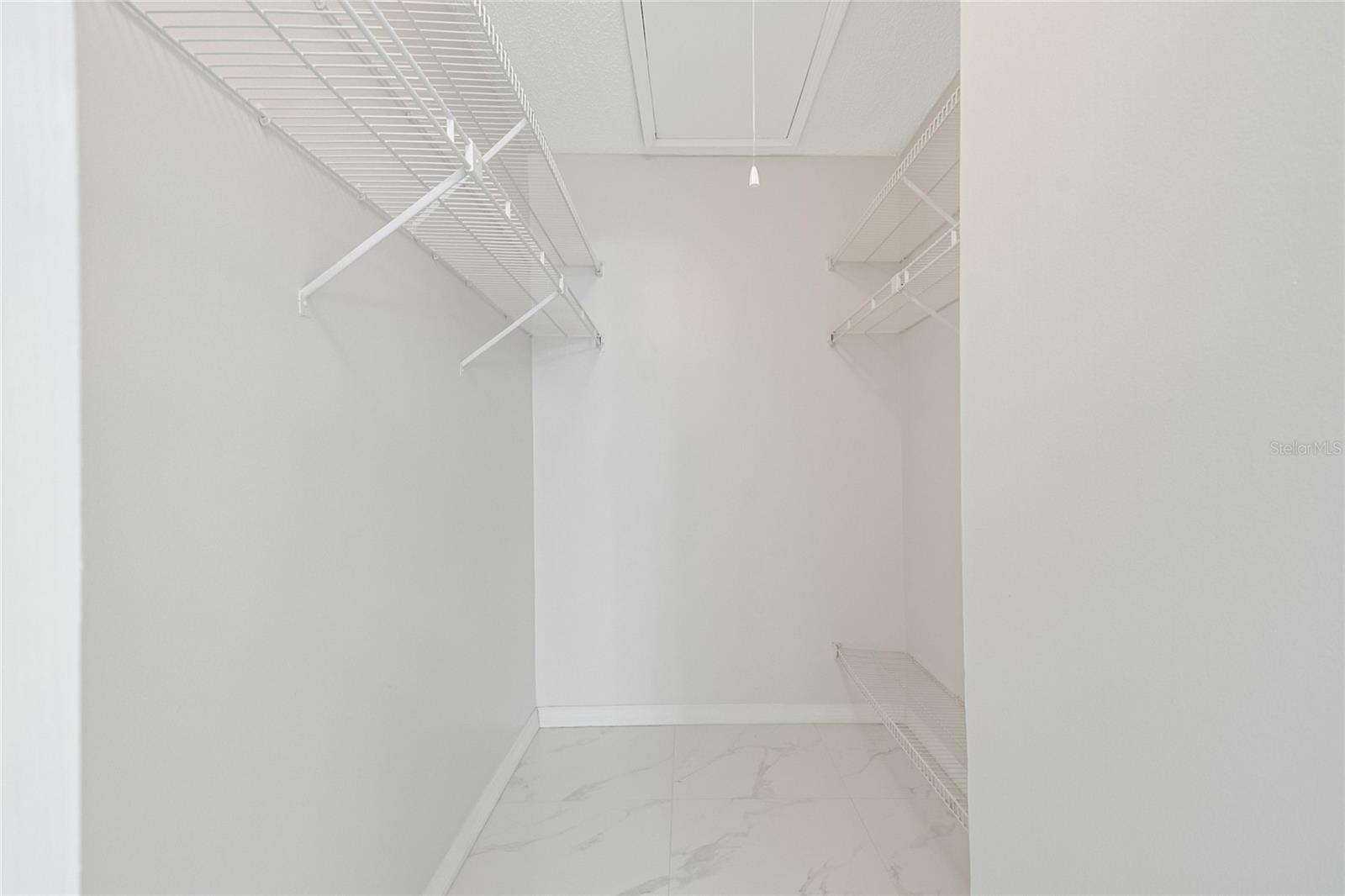 CLUB AT ORLANDO CONDO PH 1 - Residential