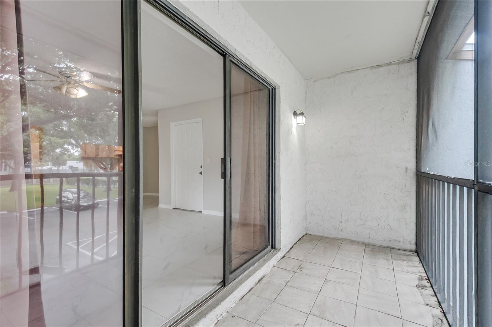 CLUB AT ORLANDO CONDO PH 1 - Residential